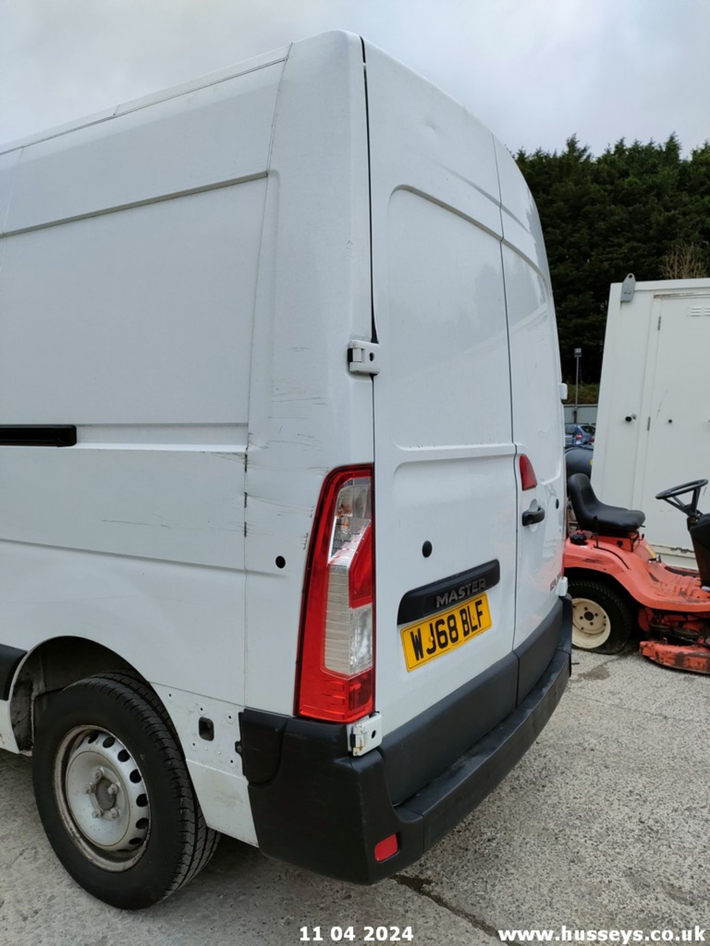 18/68 RENAULT MASTER LM35 BUSINESS DCI - 2298cc 5dr Van (White) - Image 33 of 68