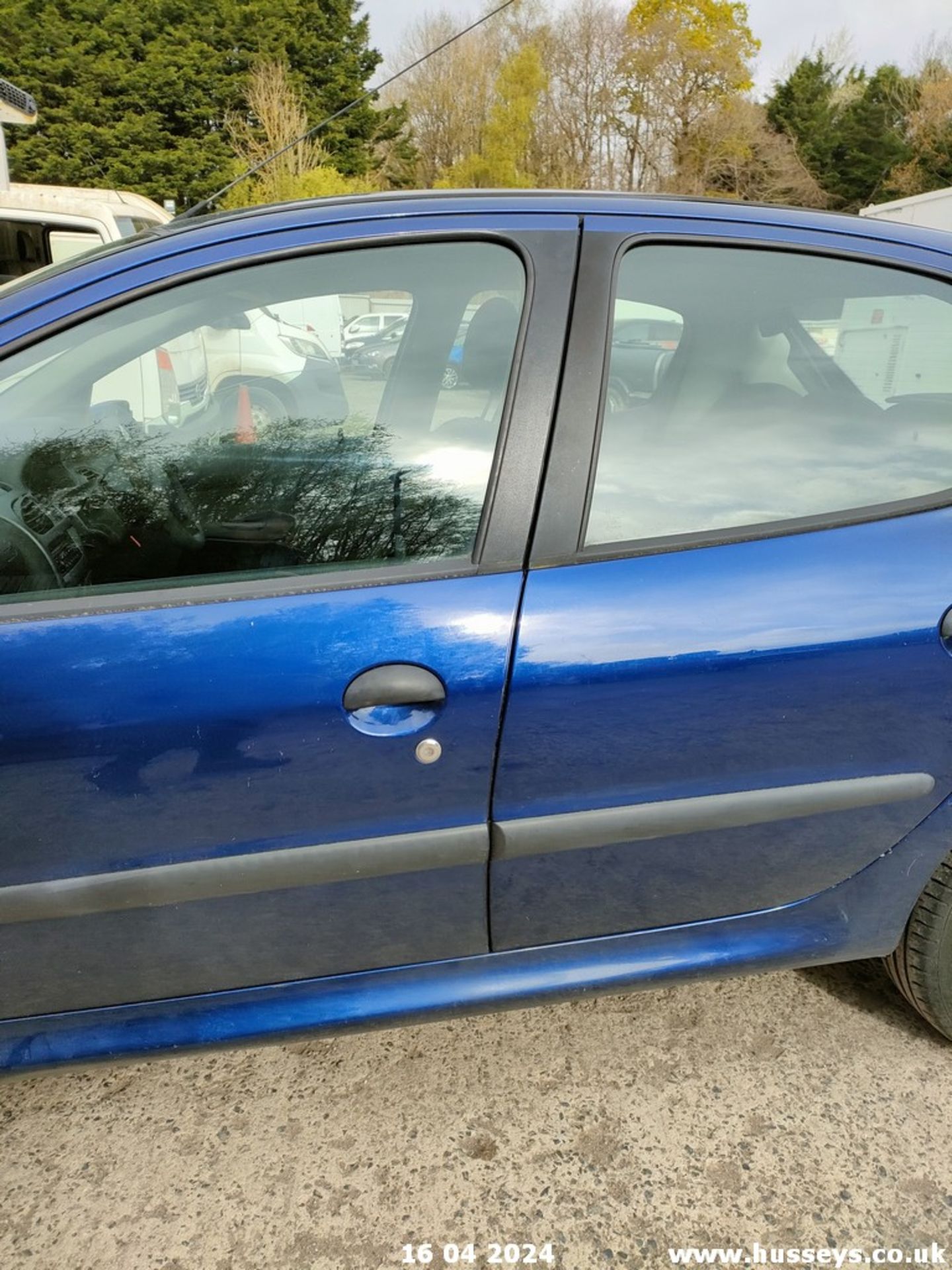 06/55 PEUGEOT 206 URBAN HDI - 1398cc 5dr Hatchback (Blue, 165k) - Image 26 of 63