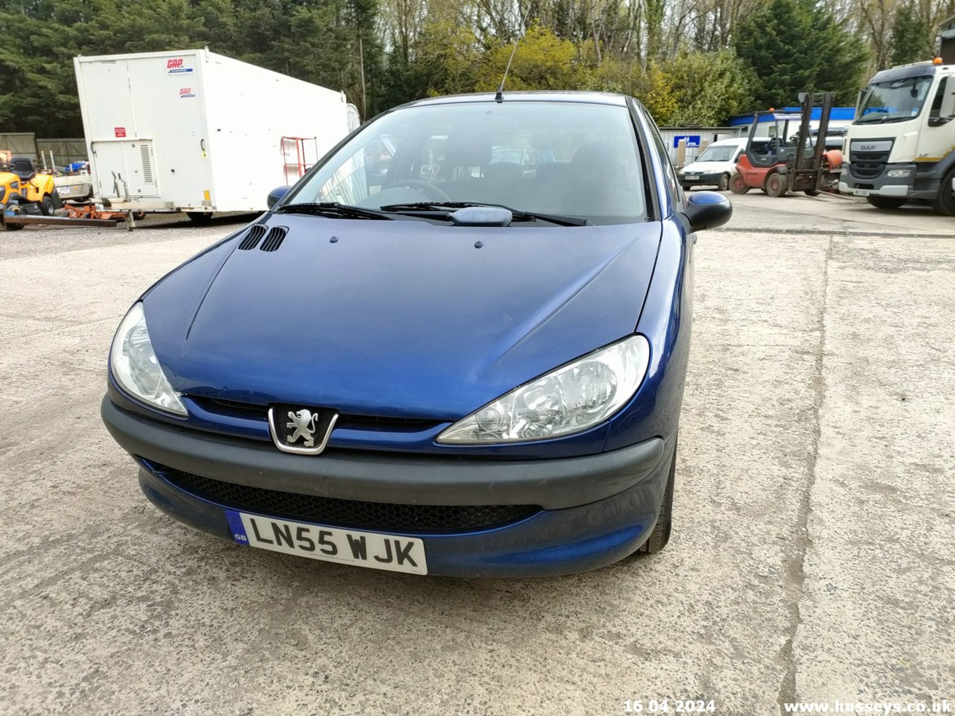 06/55 PEUGEOT 206 URBAN HDI - 1398cc 5dr Hatchback (Blue, 165k) - Image 10 of 63