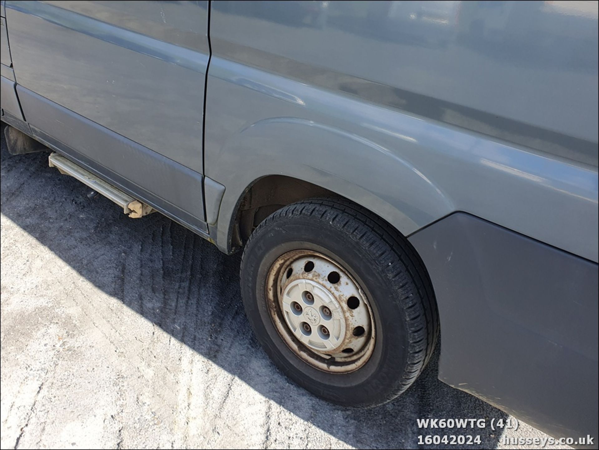 10/60 PEUGEOT BOXER 333 SWB - 2198cc Van (Grey, 47k) - Image 42 of 57