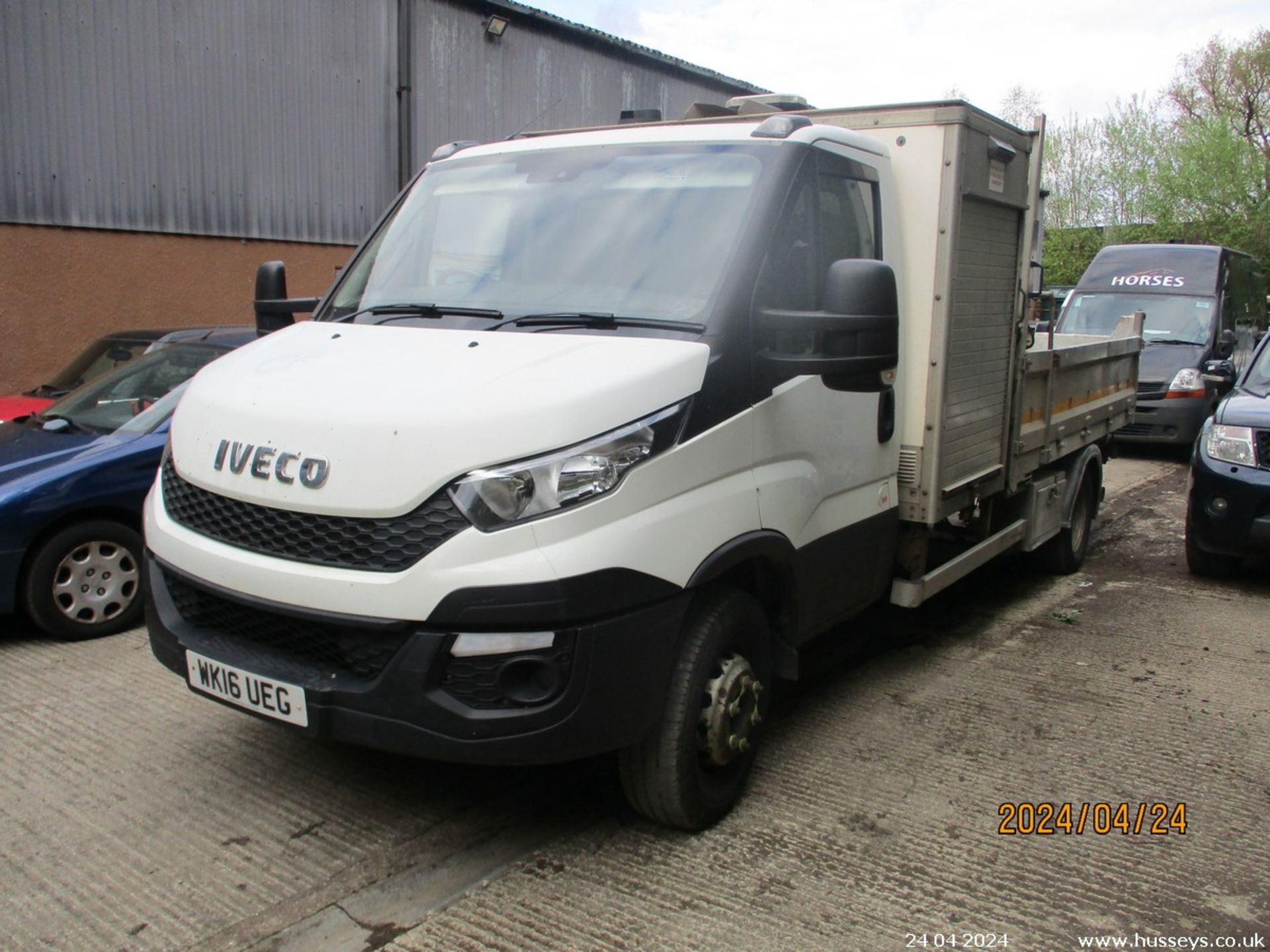 16/16 IVECO DAILY 70C17 - 2998cc 2dr Tipper (White, 193k) - Image 4 of 28