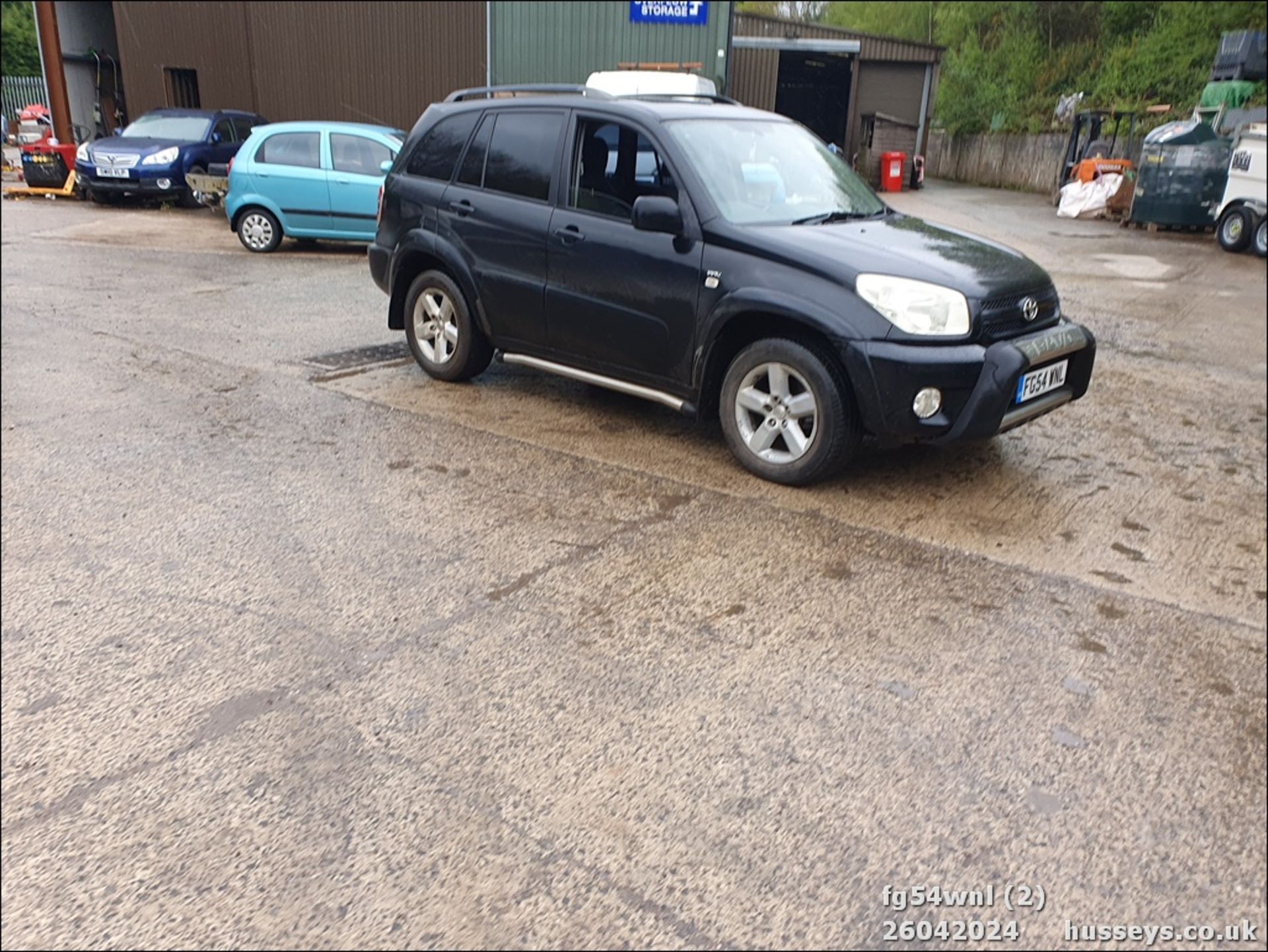 04/54 TOYOTA RAV4 XT3 VVTI - 1998cc 5dr Estate (Black, 155k) - Image 3 of 46