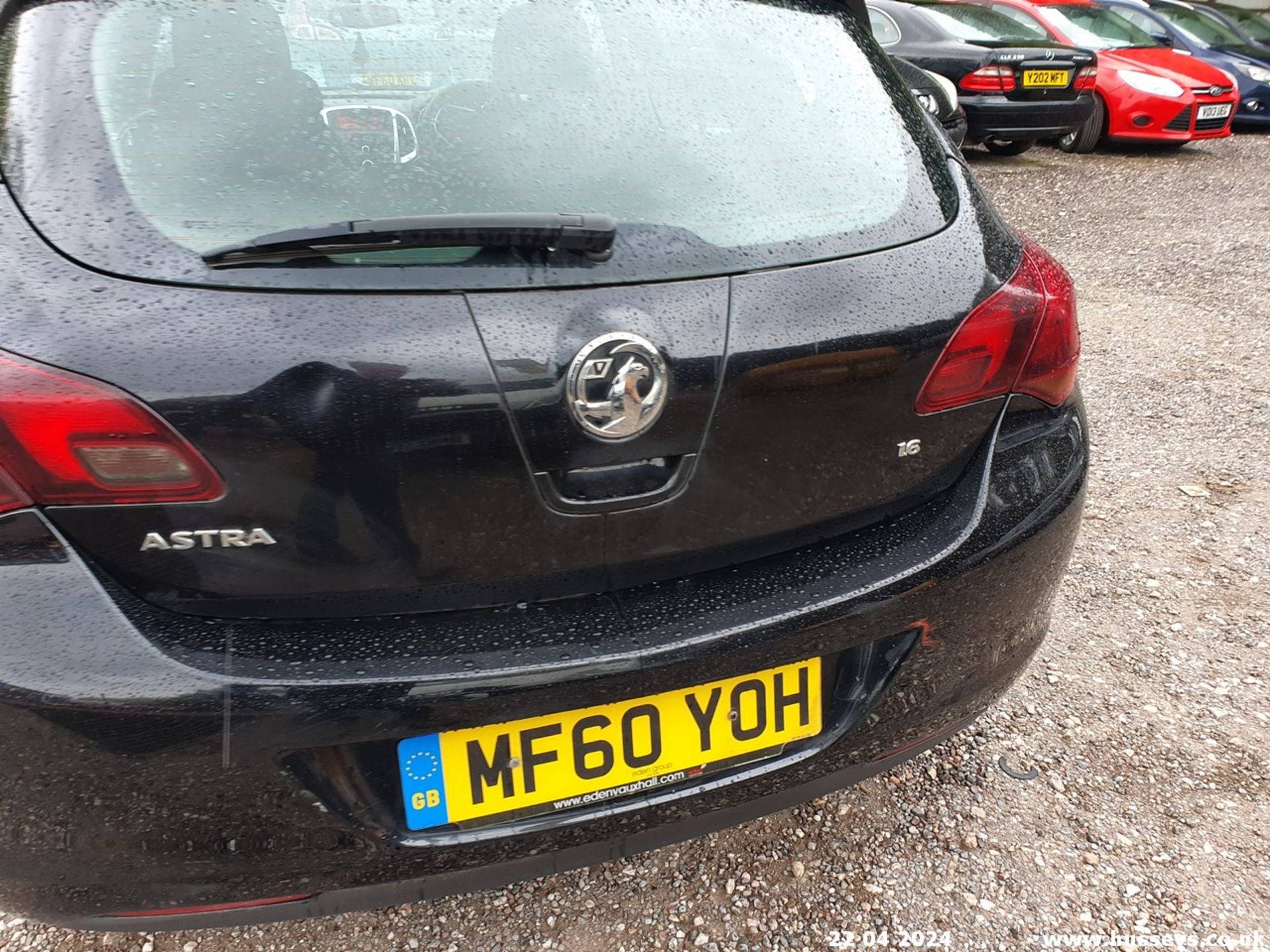 10/60 VAUXHALL ASTRA SRI - 1598cc 5dr Hatchback (Black, 101k) - Image 19 of 52