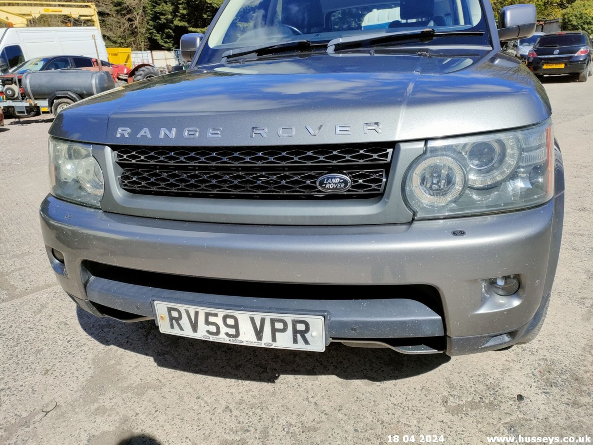 09/59 LAND ROVER RANGE ROVER SP HSE TDV6 A - 2993cc 5dr Estate (Grey, 133k) - Image 12 of 70