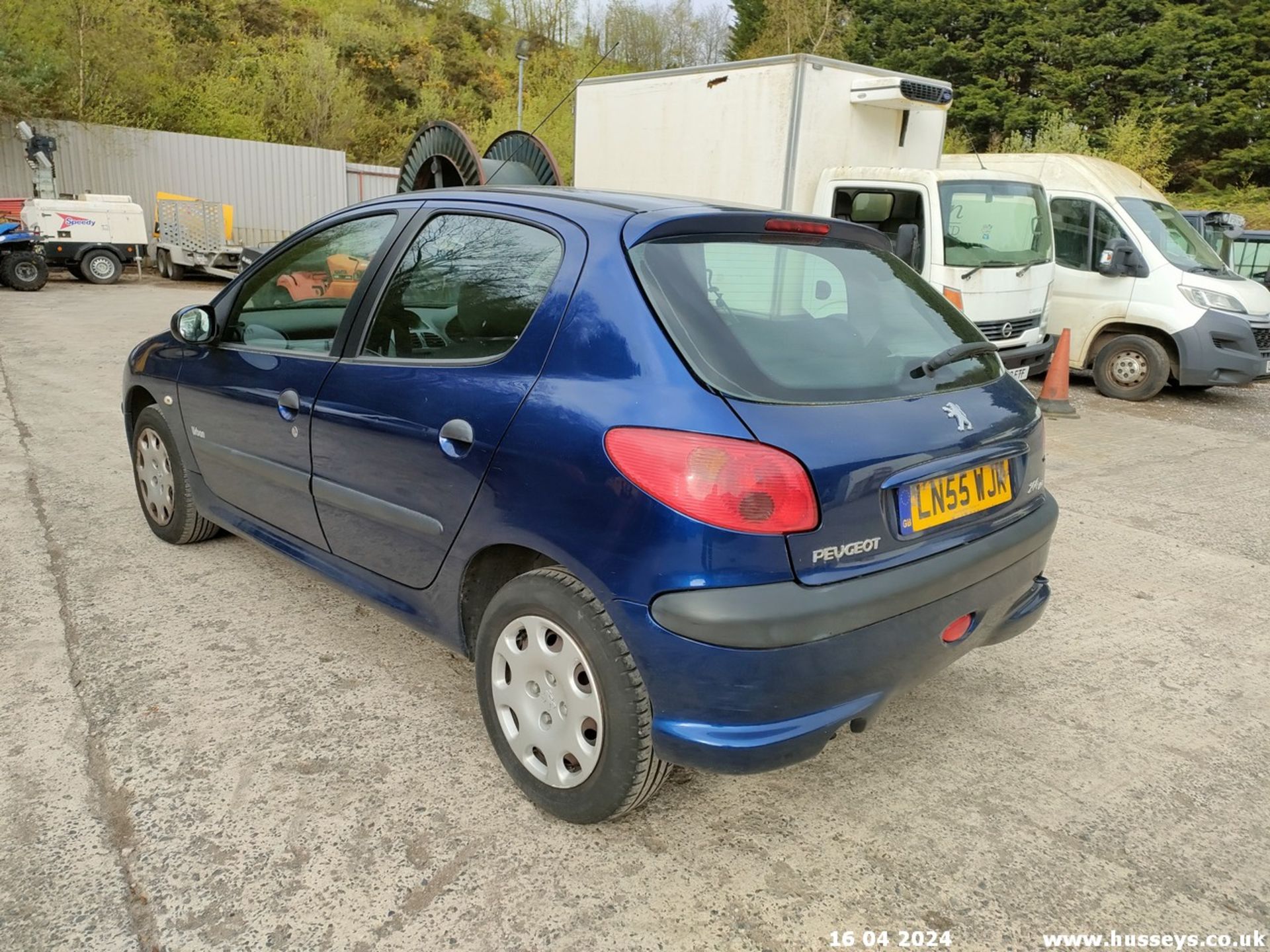 06/55 PEUGEOT 206 URBAN HDI - 1398cc 5dr Hatchback (Blue, 165k) - Image 23 of 63