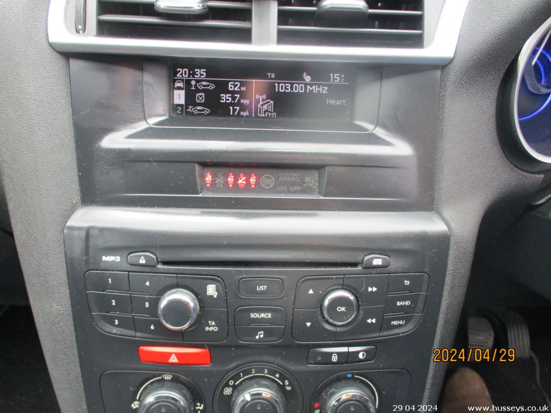 13/13 CITROEN DS4 DSIGN HDI - 1560cc 5dr Hatchback (Black, 135k) - Bild 29 aus 29