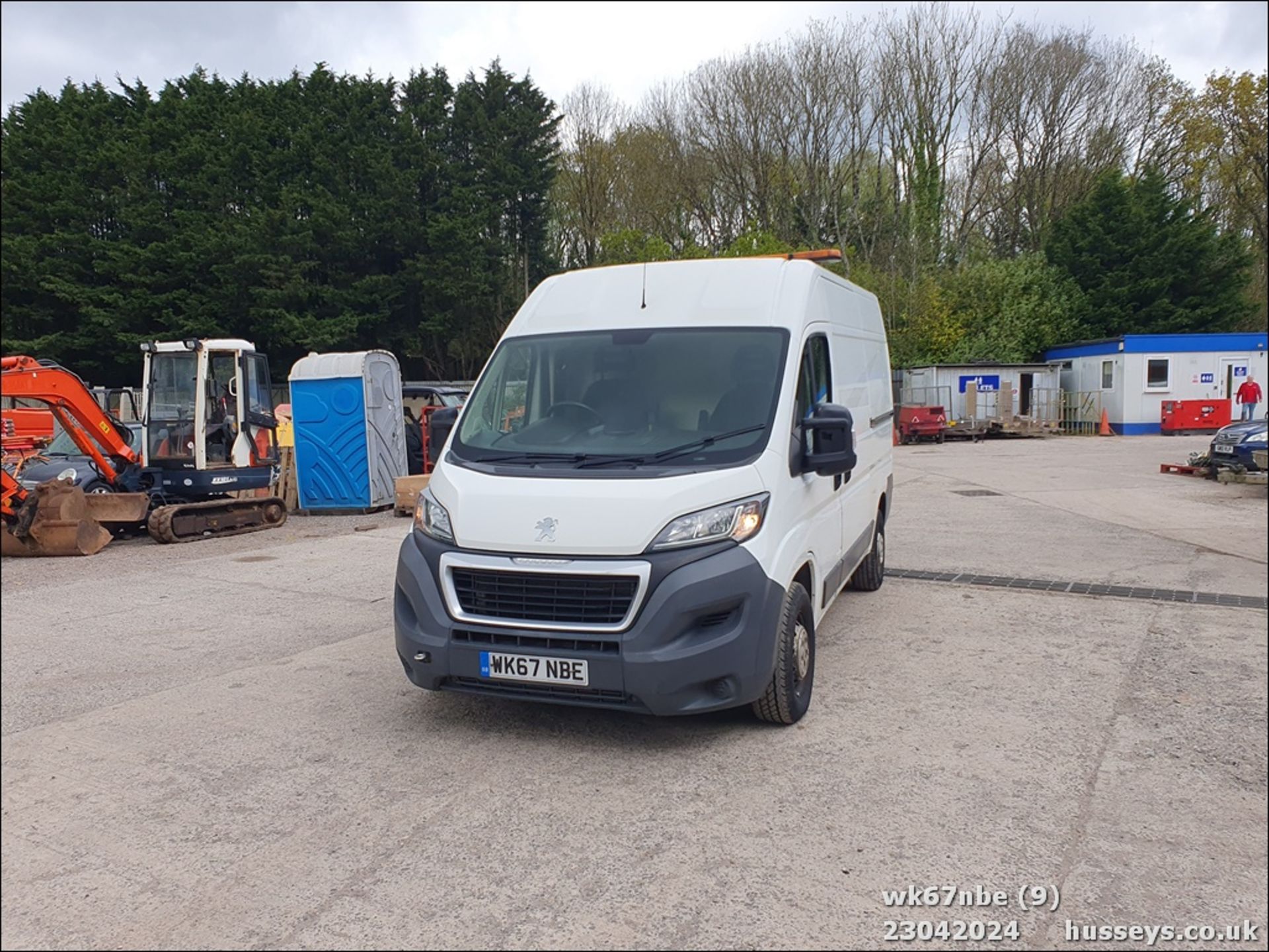 17/67 PEUGEOT BOXER 335 PRO L2H2 BLUE H - 1997cc 5dr Van (White, 116k) - Image 10 of 55