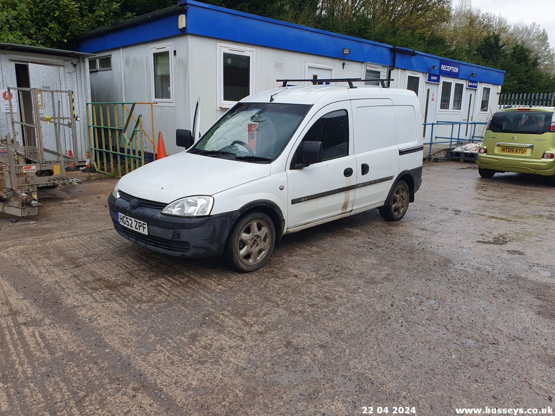 03/52 VAUXHALL COMBO 1700 DI - 1686cc 5dr Van (White) - Image 2 of 43