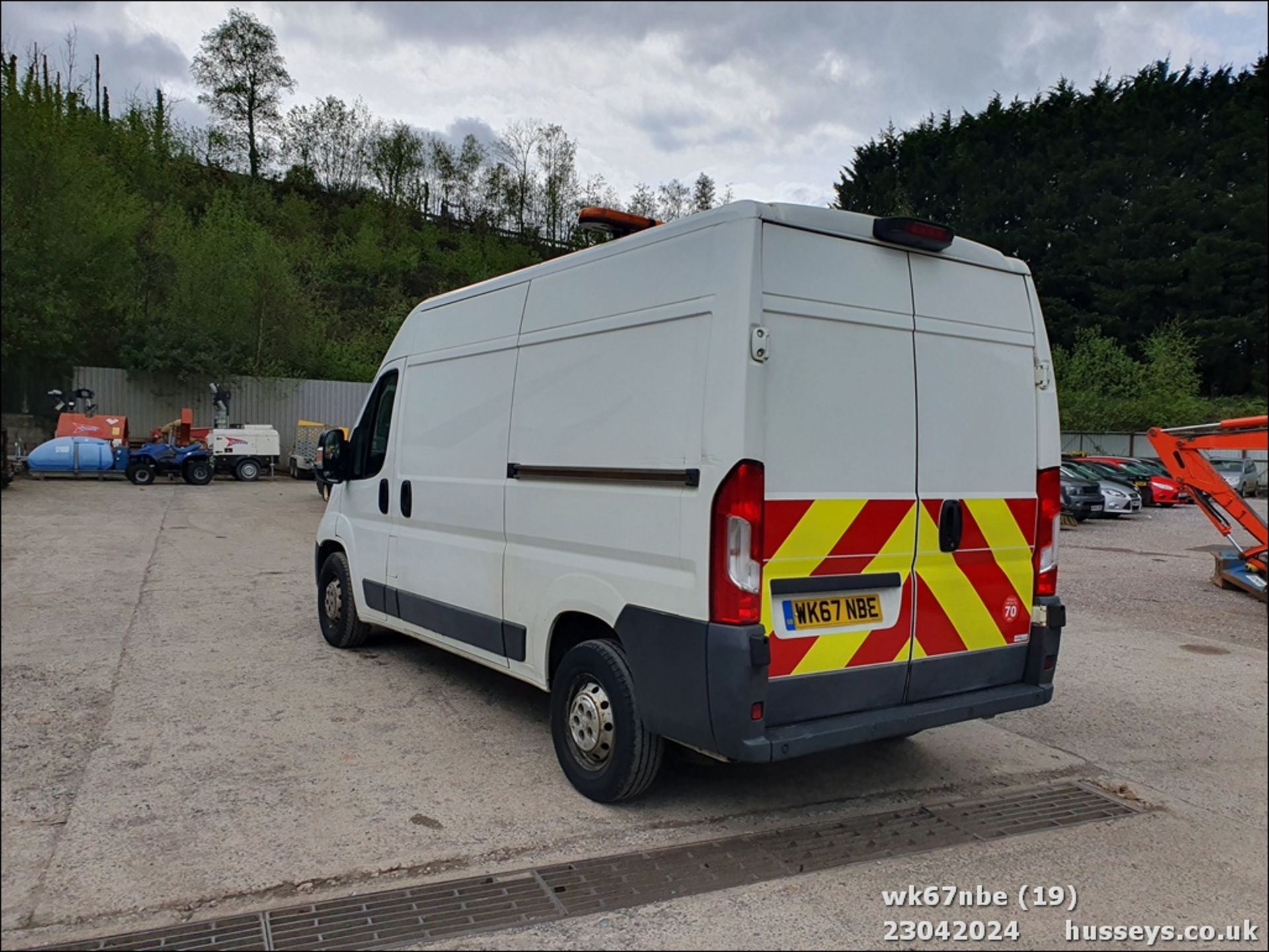 17/67 PEUGEOT BOXER 335 PRO L2H2 BLUE H - 1997cc 5dr Van (White, 116k) - Image 21 of 55