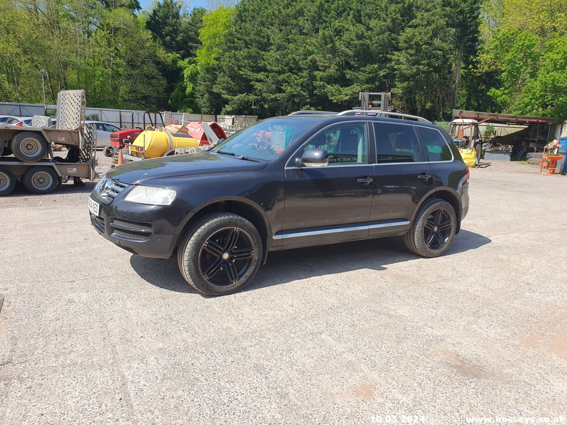 04/04 VOLKSWAGEN TOUAREG TDI AUTO - 2461cc 5dr Estate (Black, 149k) - Image 22 of 58