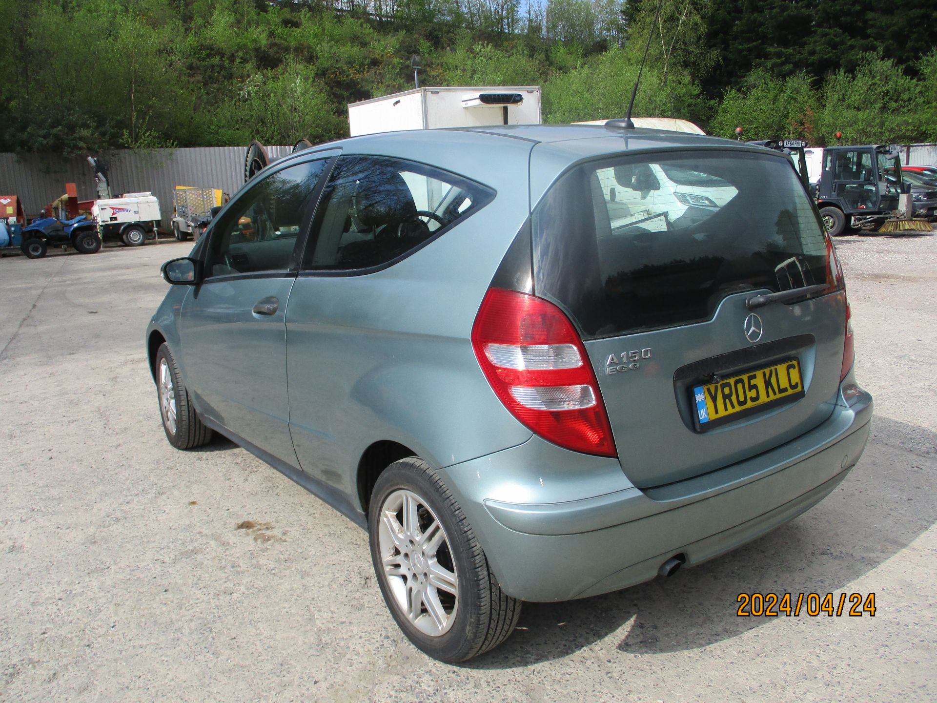 05/05 MERCEDES A150 CLASSIC SE - 1498cc 3dr Hatchback (Blue, 111k) - Image 8 of 21