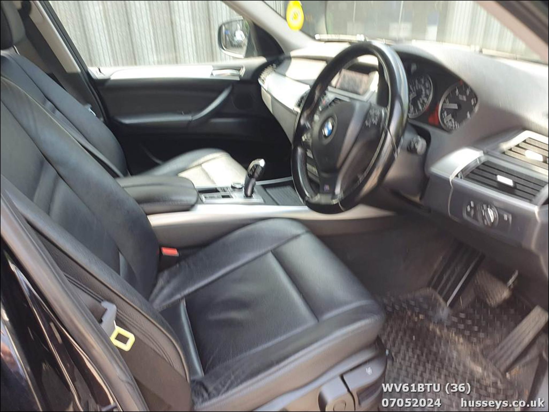 11/61 BMW X5 XDRIVE30D SE AUTO - 2993cc 5dr Estate (Black, 86k) - Image 37 of 41