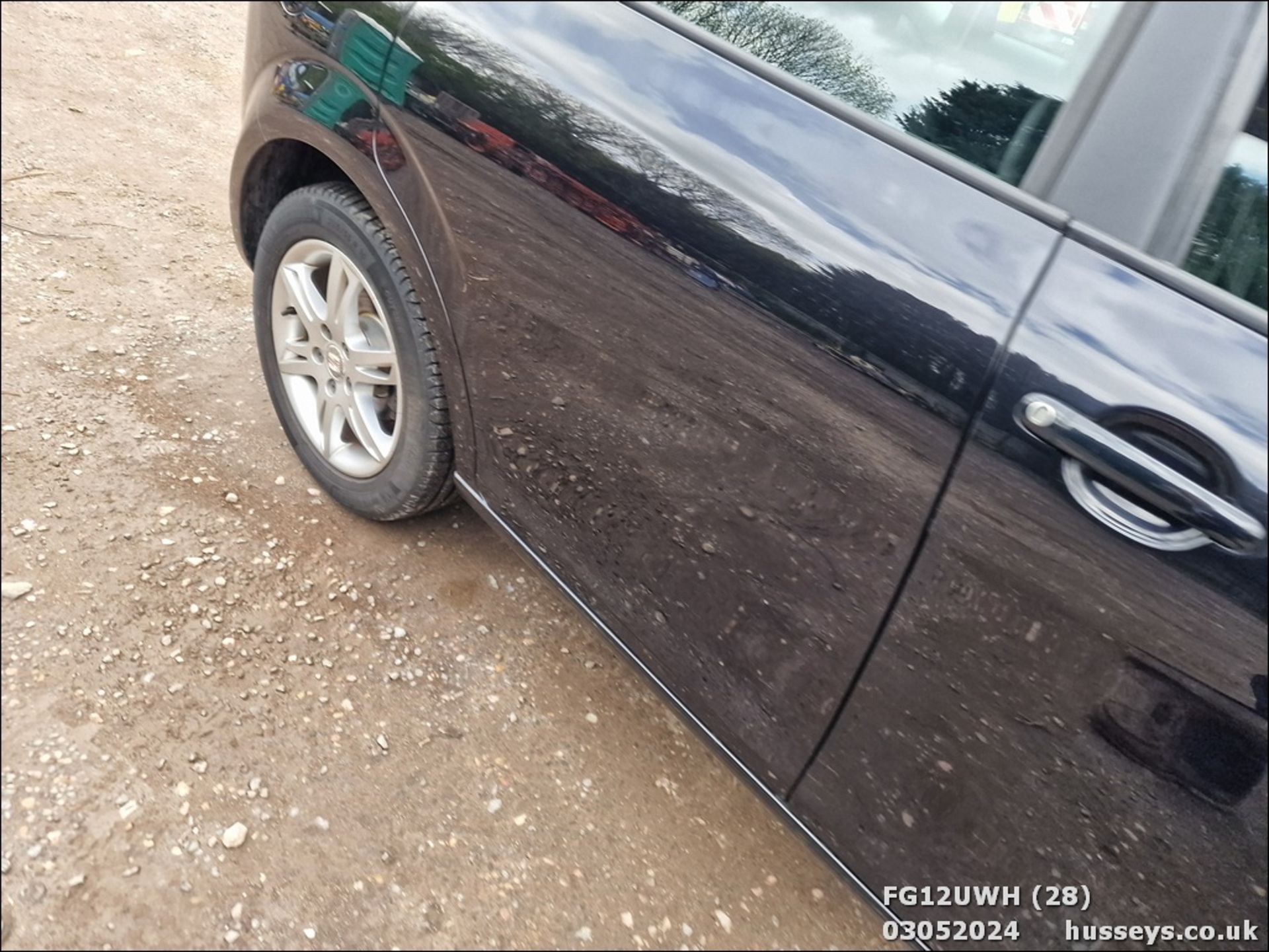 12/12 SEAT LEON S COPA CR TDI ECOMOT - 1598cc 5dr Hatchback (Black, 123k) - Image 29 of 45