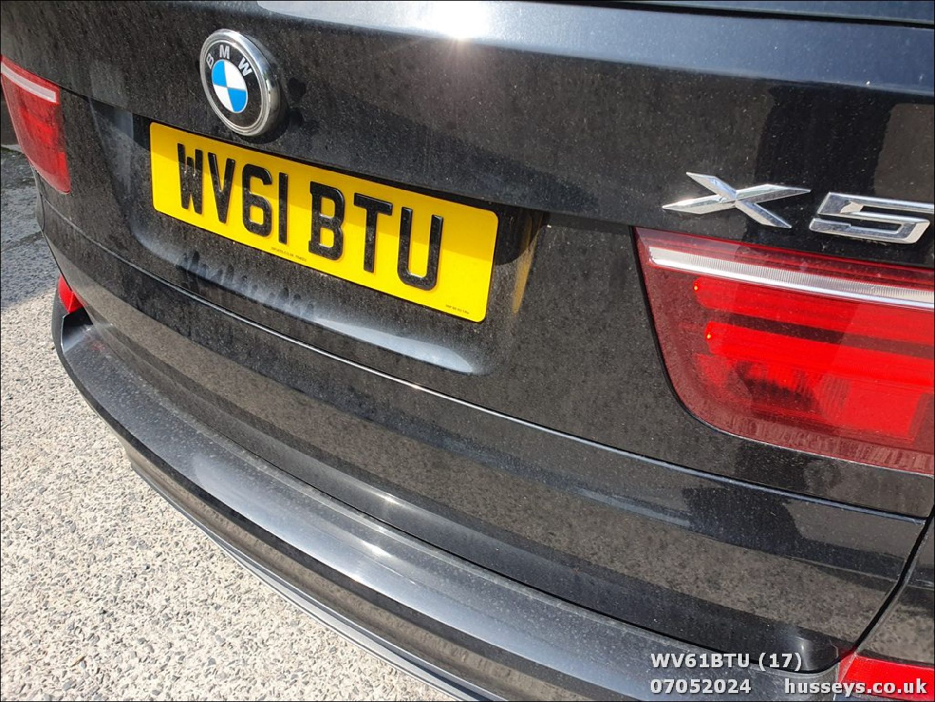 11/61 BMW X5 XDRIVE30D SE AUTO - 2993cc 5dr Estate (Black, 86k) - Image 18 of 41