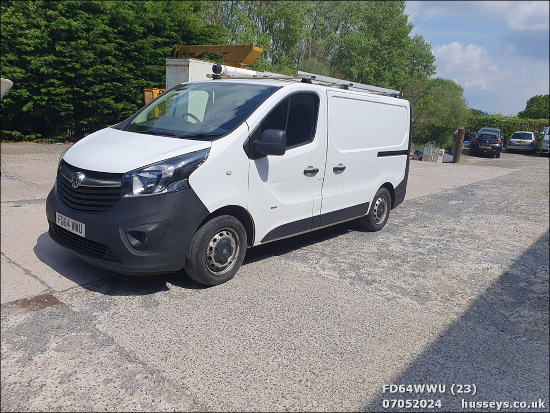 14/64 VAUXHALL VIVARO 2900 CDTI ECOFLEX - 1598cc Van (White, 84k) - Bild 24 aus 48