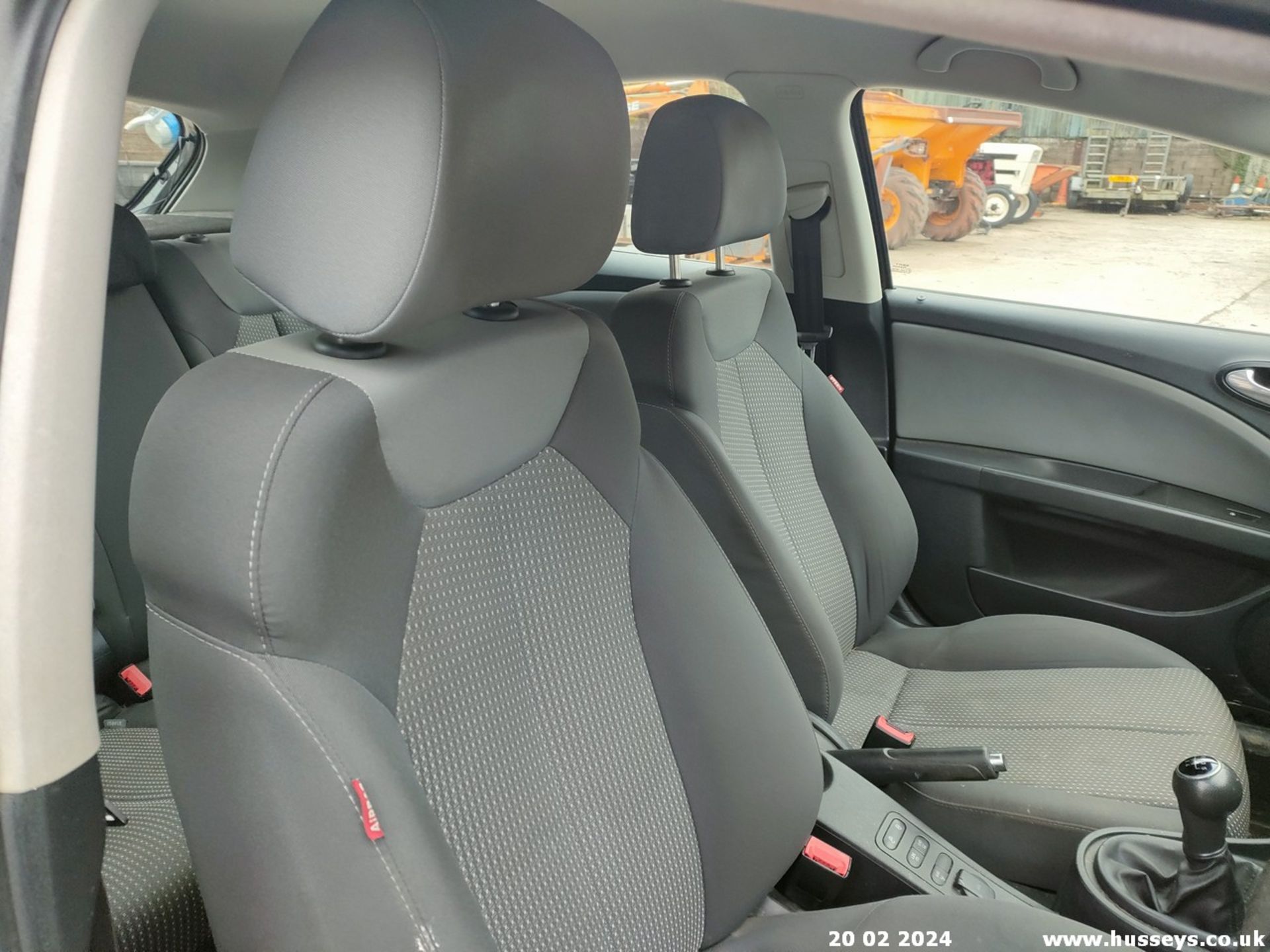11/11 SEAT LEON S CR TDI - 1598cc 5dr Hatchback (Grey, 160k) - Image 39 of 48