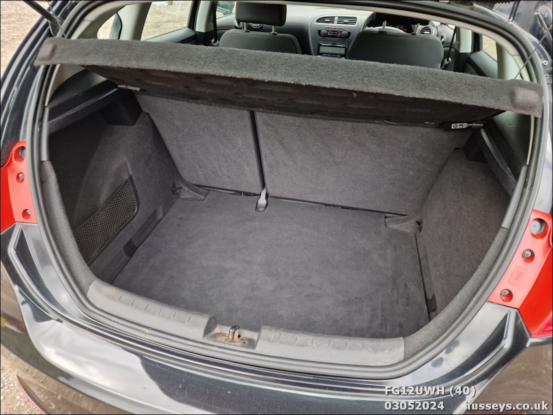 12/12 SEAT LEON S COPA CR TDI ECOMOT - 1598cc 5dr Hatchback (Black, 123k) - Image 41 of 45