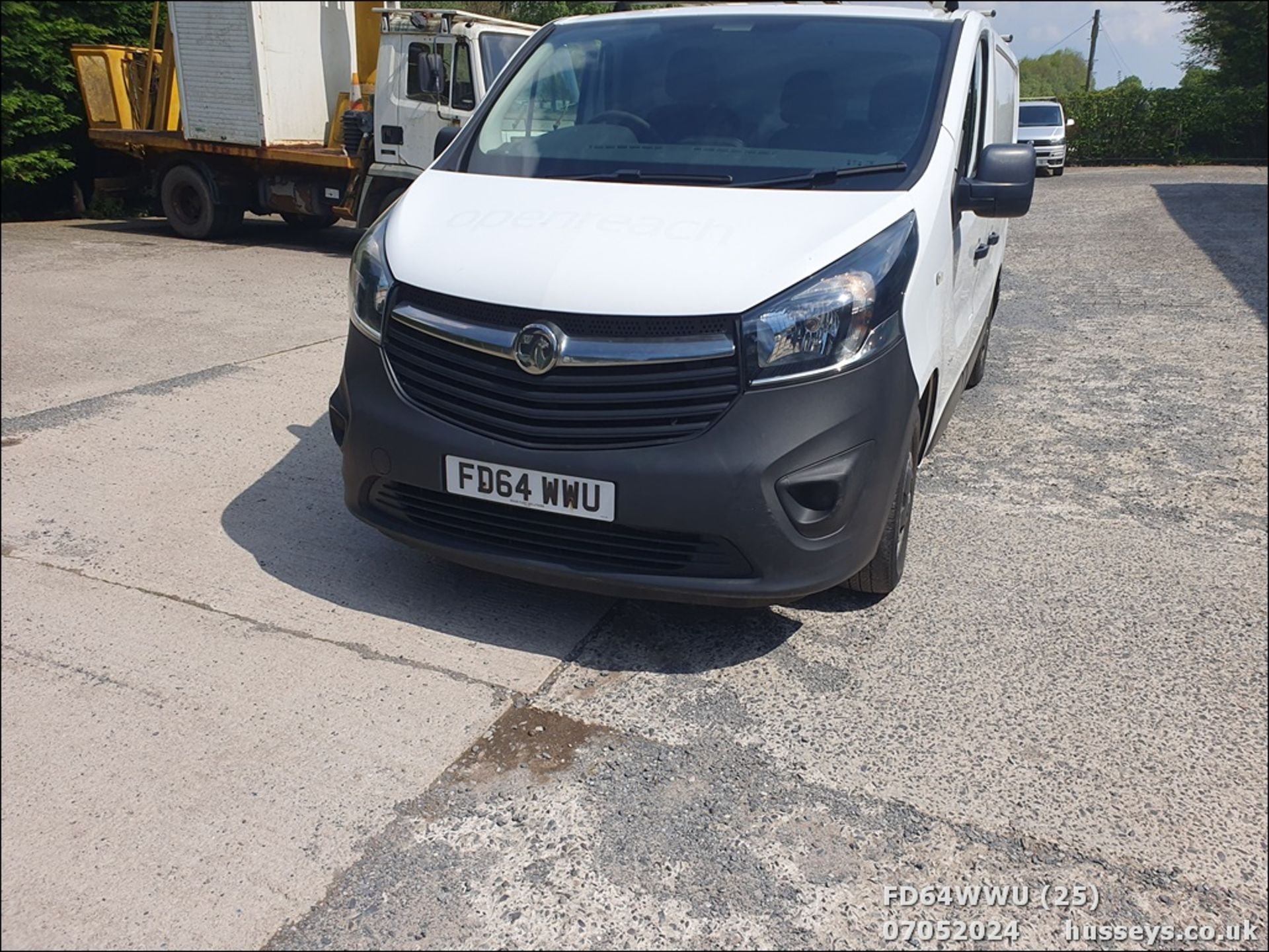 14/64 VAUXHALL VIVARO 2900 CDTI ECOFLEX - 1598cc Van (White, 84k) - Image 26 of 48