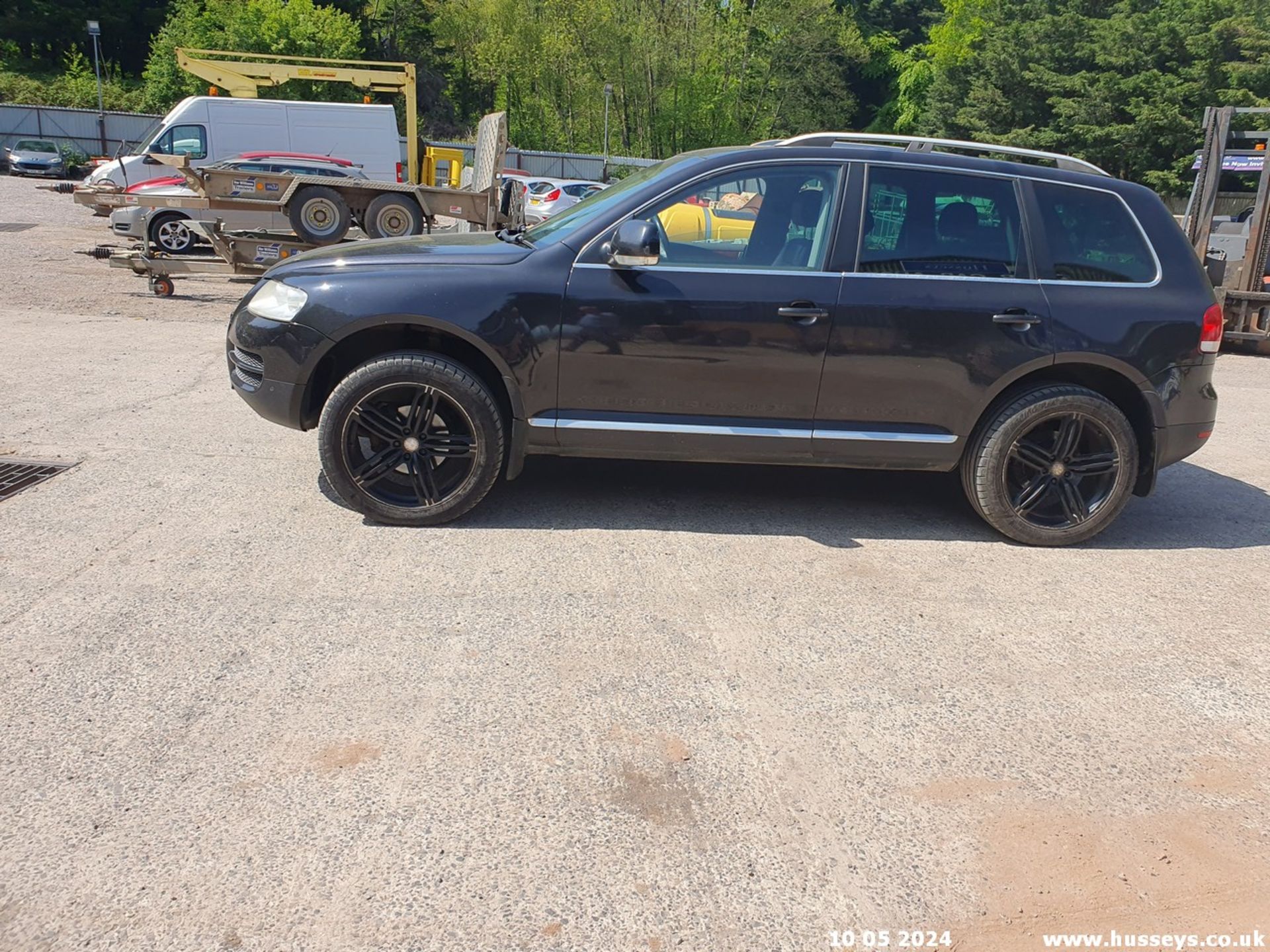 04/04 VOLKSWAGEN TOUAREG TDI AUTO - 2461cc 5dr Estate (Black, 149k) - Image 20 of 58