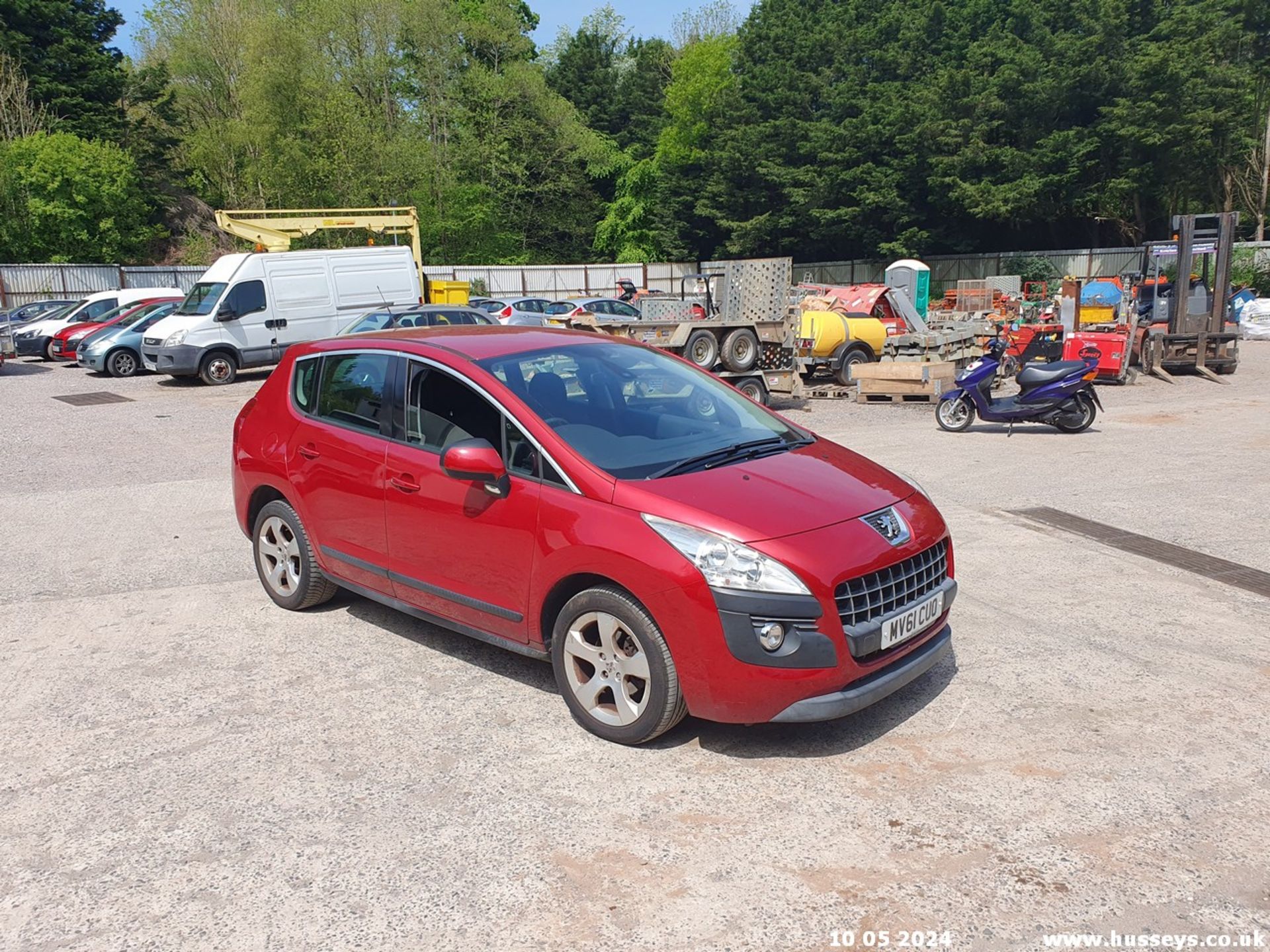 11/61 PEUGEOT 3008 SPORT E-HDI S-A - 1560cc 5dr Hatchback (Red, 89k) - Image 5 of 49