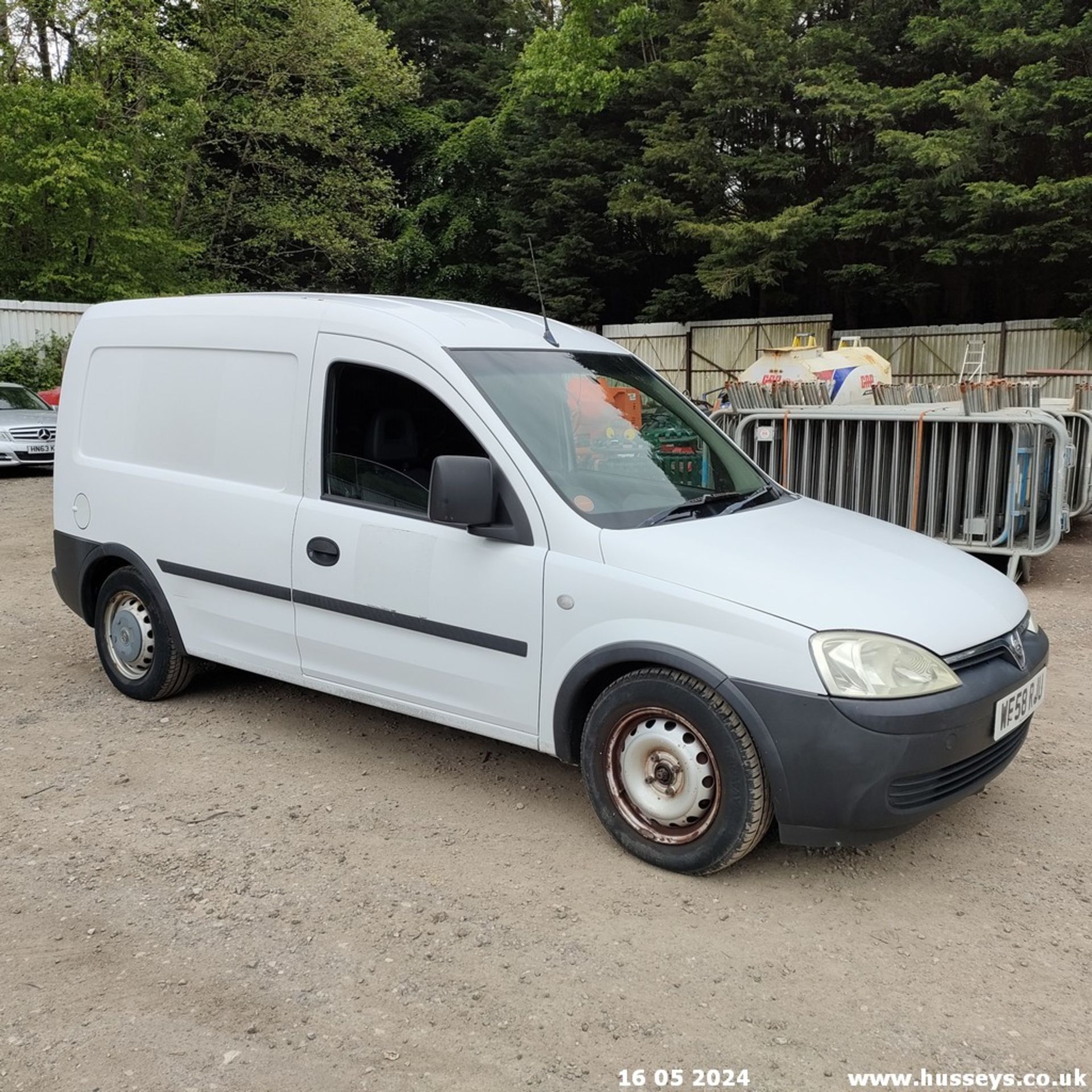 08/58 VAUXHALL COMBO 1700 CDTI - 1248cc Van (White, 79k) - Bild 42 aus 54