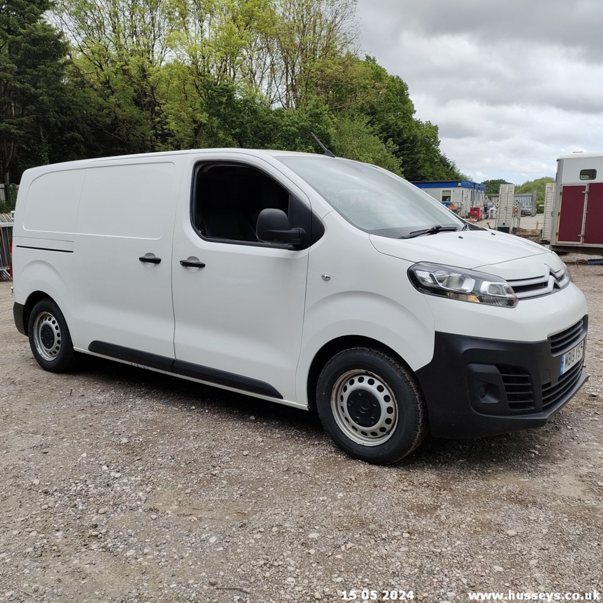 19/19 CITROEN DISPATCH 1000 EN-PRISE BH - 1500cc Van (White, 85k) - Image 2 of 66