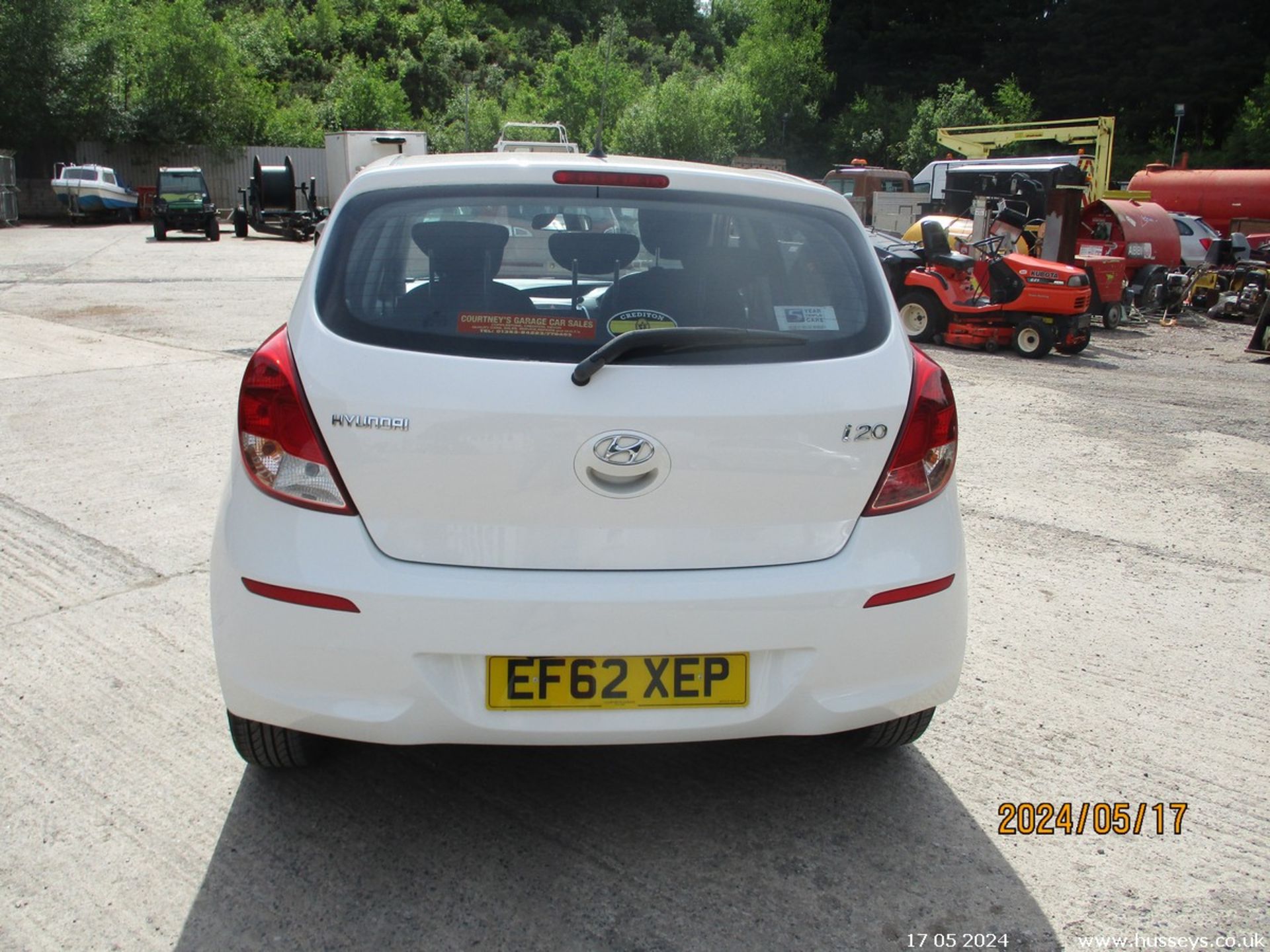 13/62 HYUNDAI I20 CLASSIC - 1248cc 5dr Hatchback (White, 59k) - Image 6 of 20