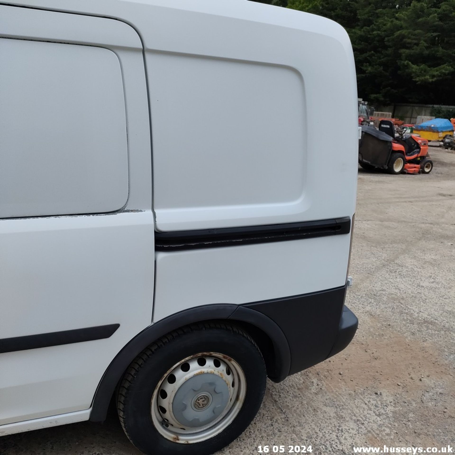 08/58 VAUXHALL COMBO 1700 CDTI - 1248cc Van (White, 47k) - Image 25 of 59