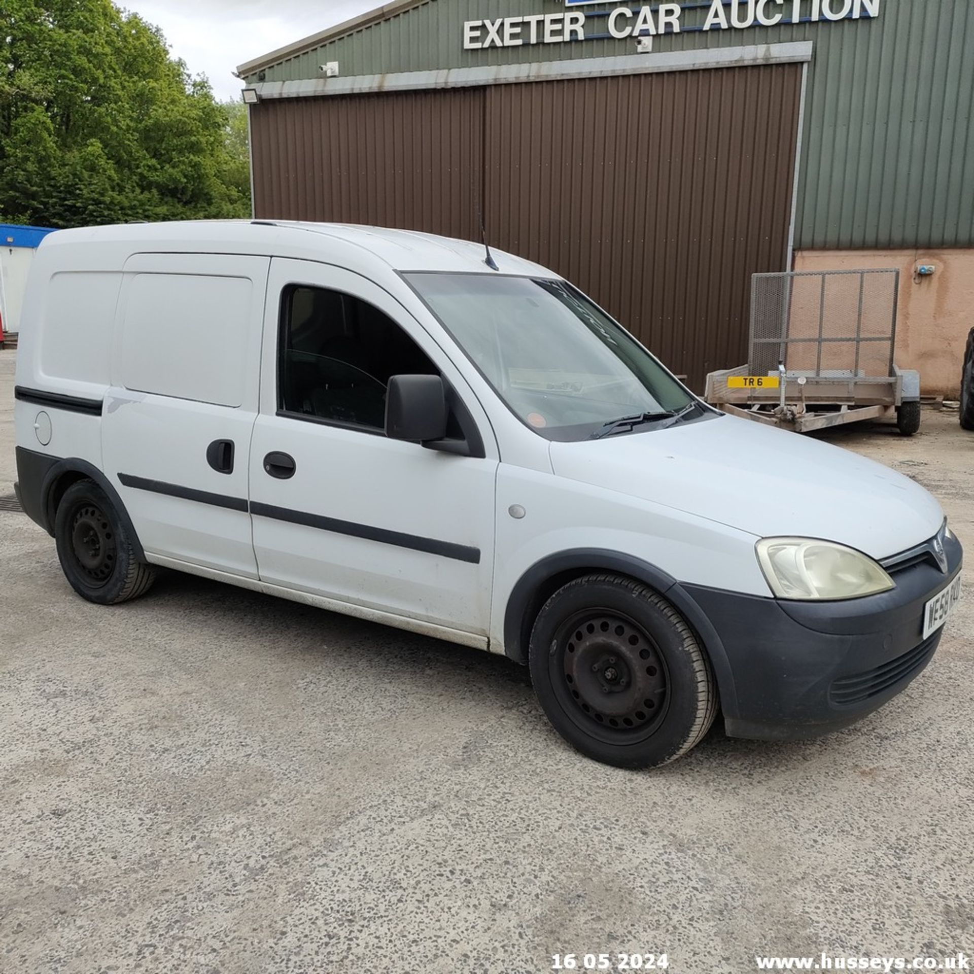 08/58 VAUXHALL COMBO CDTI SWB - 1248cc Van (White, 71k) - Image 38 of 62