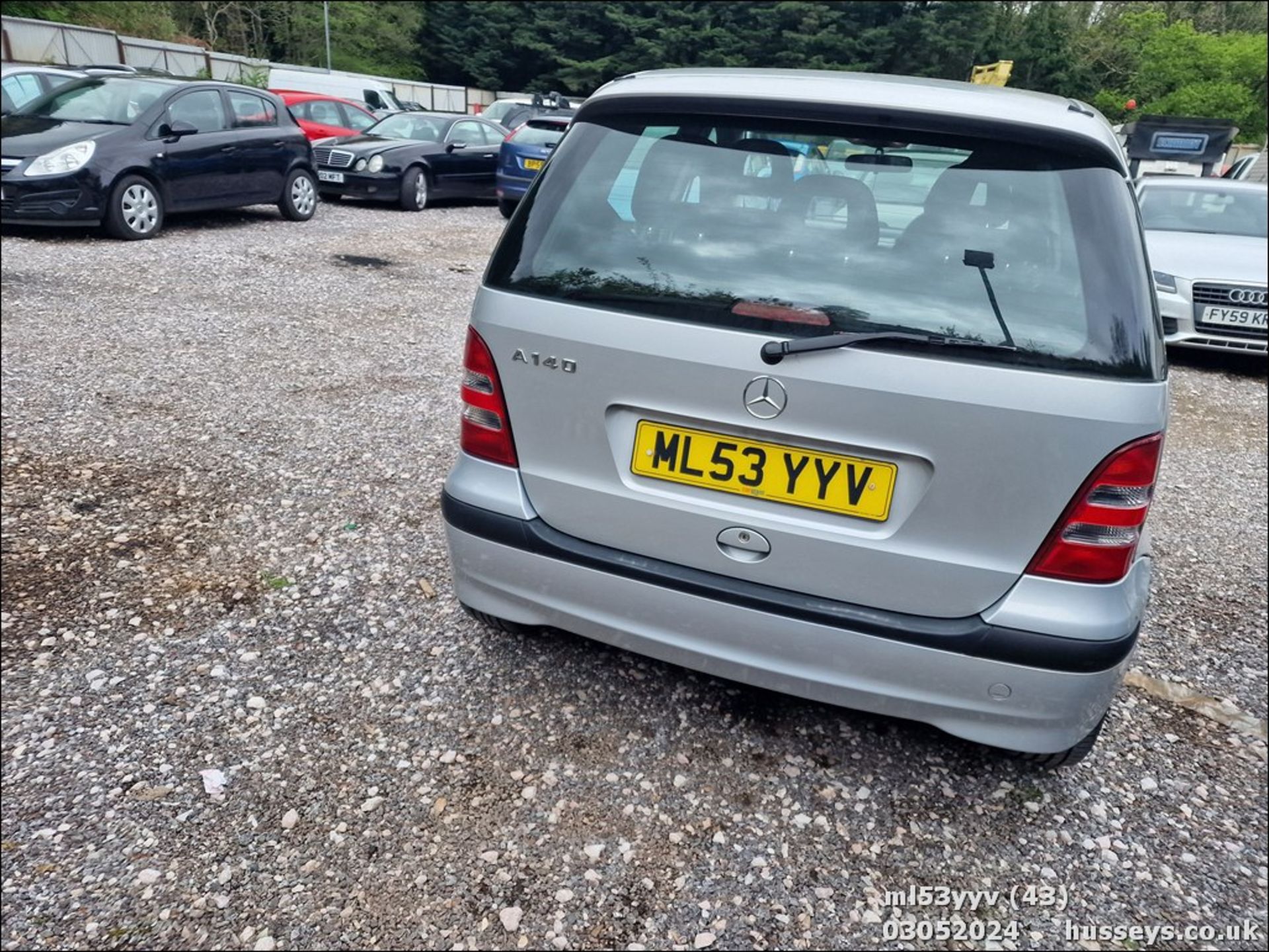 03/53 MERCEDES A140 CLASSIC SE SWB S-A - 1397cc 5dr Hatchback (Silver) - Image 44 of 45