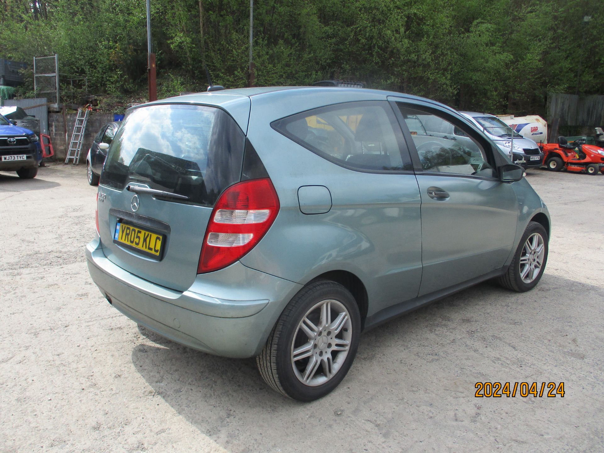 05/05 MERCEDES A150 CLASSIC SE - 1498cc 3dr Hatchback (Blue, 111k) - Image 6 of 21