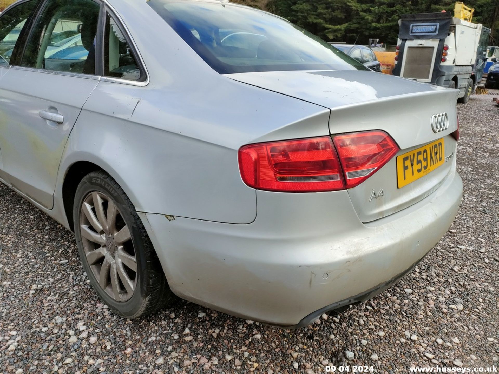 09/59 AUDI A4 SE TDI CVT - 1968cc 4dr Saloon (Silver, 125k) - Image 25 of 65