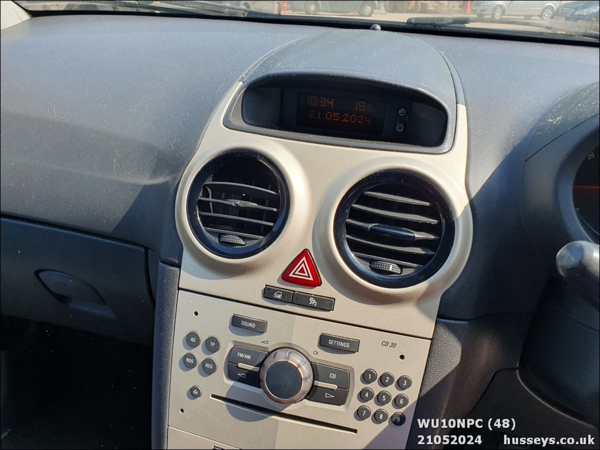 10/10 VAUXHALL CORSA S CDTI 73 ECOFLEX - 1248cc 3dr Hatchback (White, 60k) - Image 49 of 50