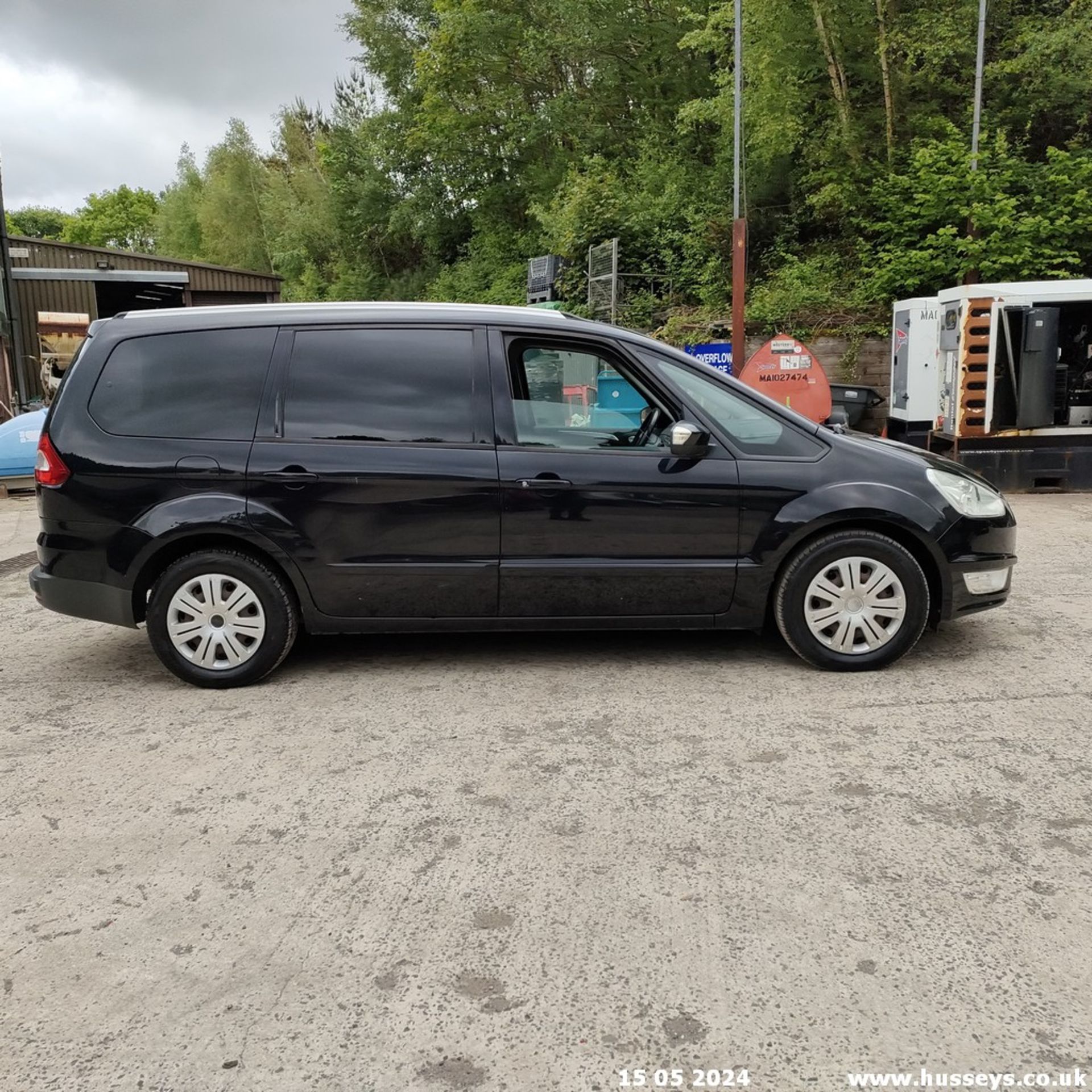 14/14 FORD GALAXY ZETEC TDCI AUTO - 1997cc 5dr MPV (Black) - Image 44 of 65