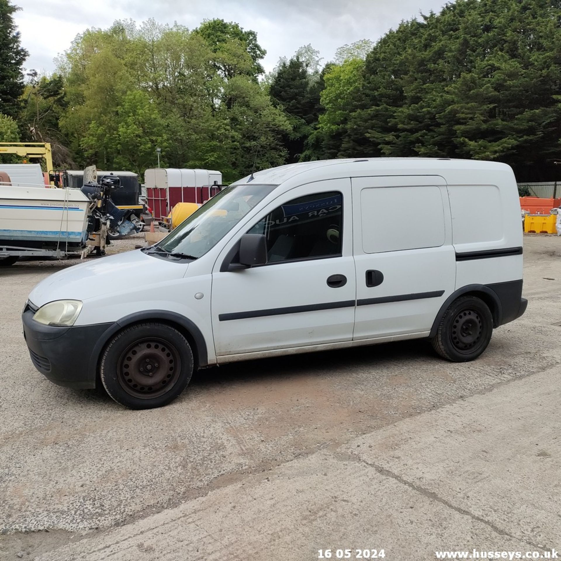 08/58 VAUXHALL COMBO CDTI SWB - 1248cc Van (White, 71k) - Image 18 of 62