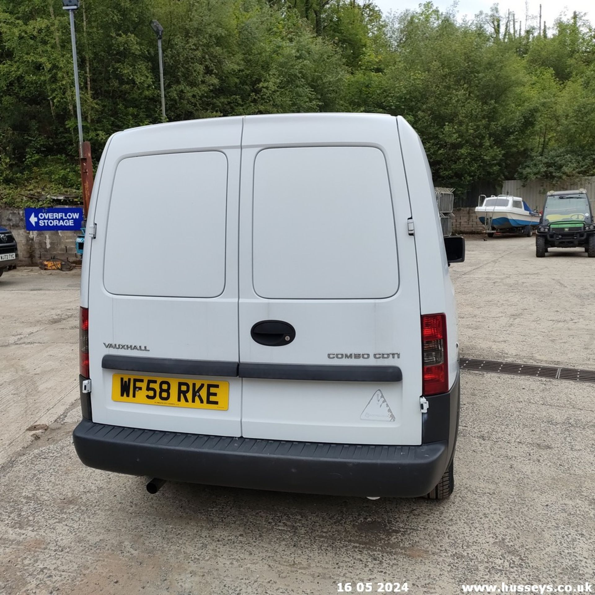 08/58 VAUXHALL COMBO 1700 CDTI - 1248cc Van (White, 47k) - Image 32 of 59