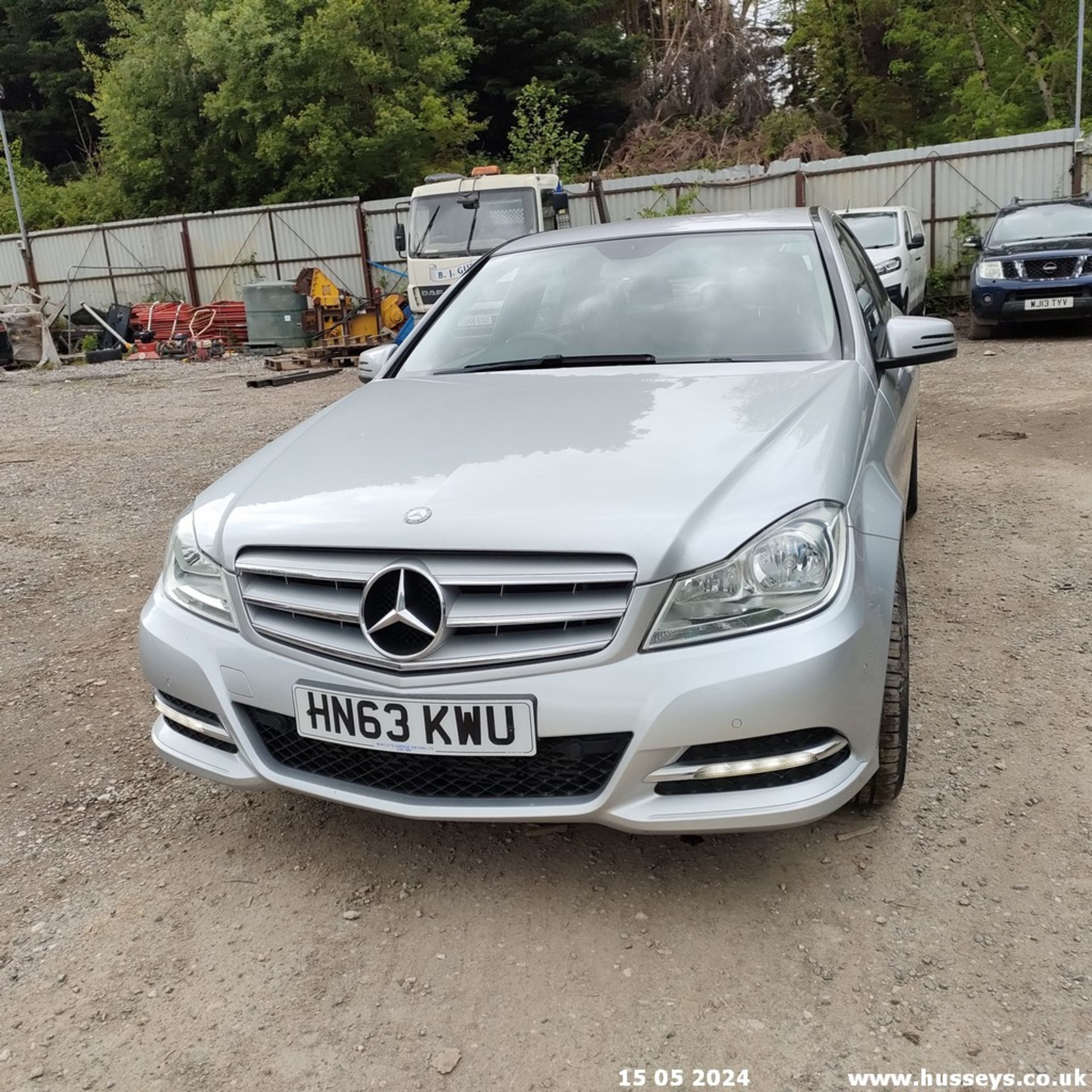 13/63 MERCEDES-BENZ C200 EXECUTIVE SE CDI BLU - 2143cc 4dr Saloon (Silver, 121k) - Image 8 of 64