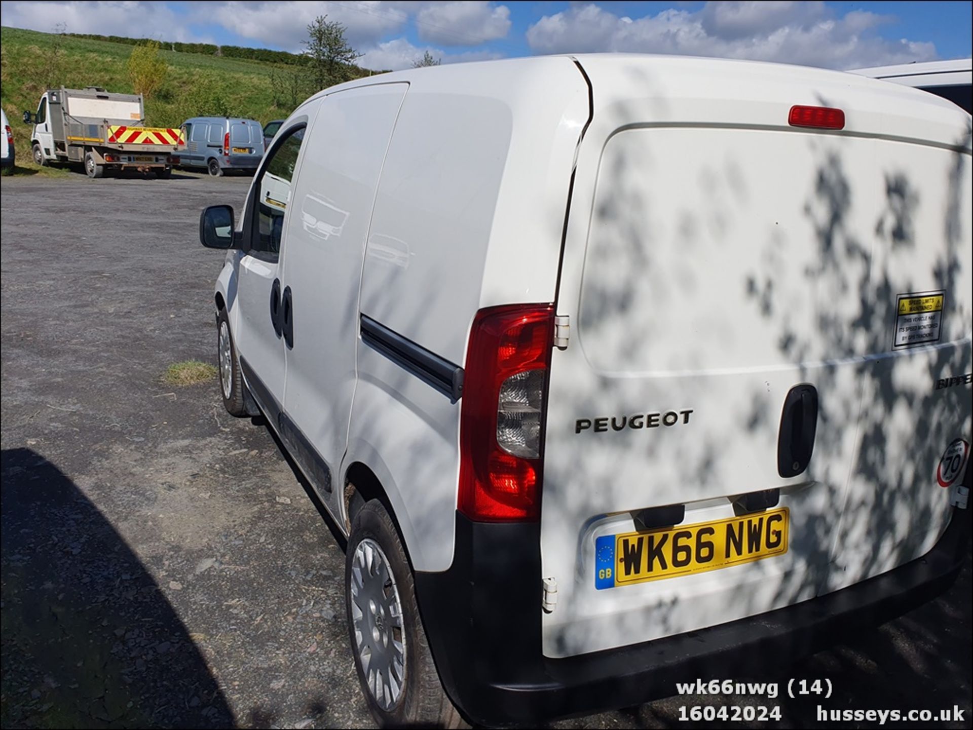 16/66 PEUGEOT BIPPER SE HDI - 1248cc 5dr Van (White, 160k) - Image 15 of 35