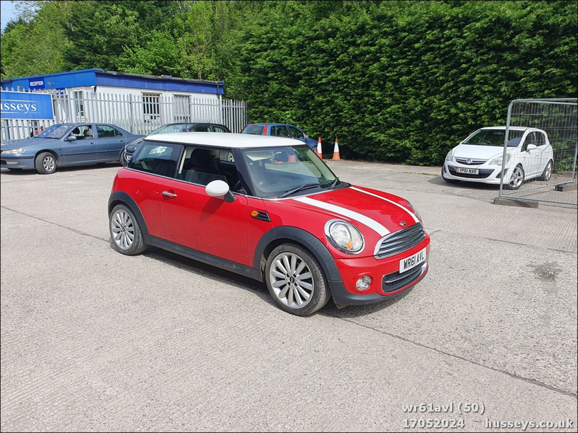 11/61 MINI COOPER - 1598cc 3dr Hatchback (Red, 87k) - Image 50 of 50