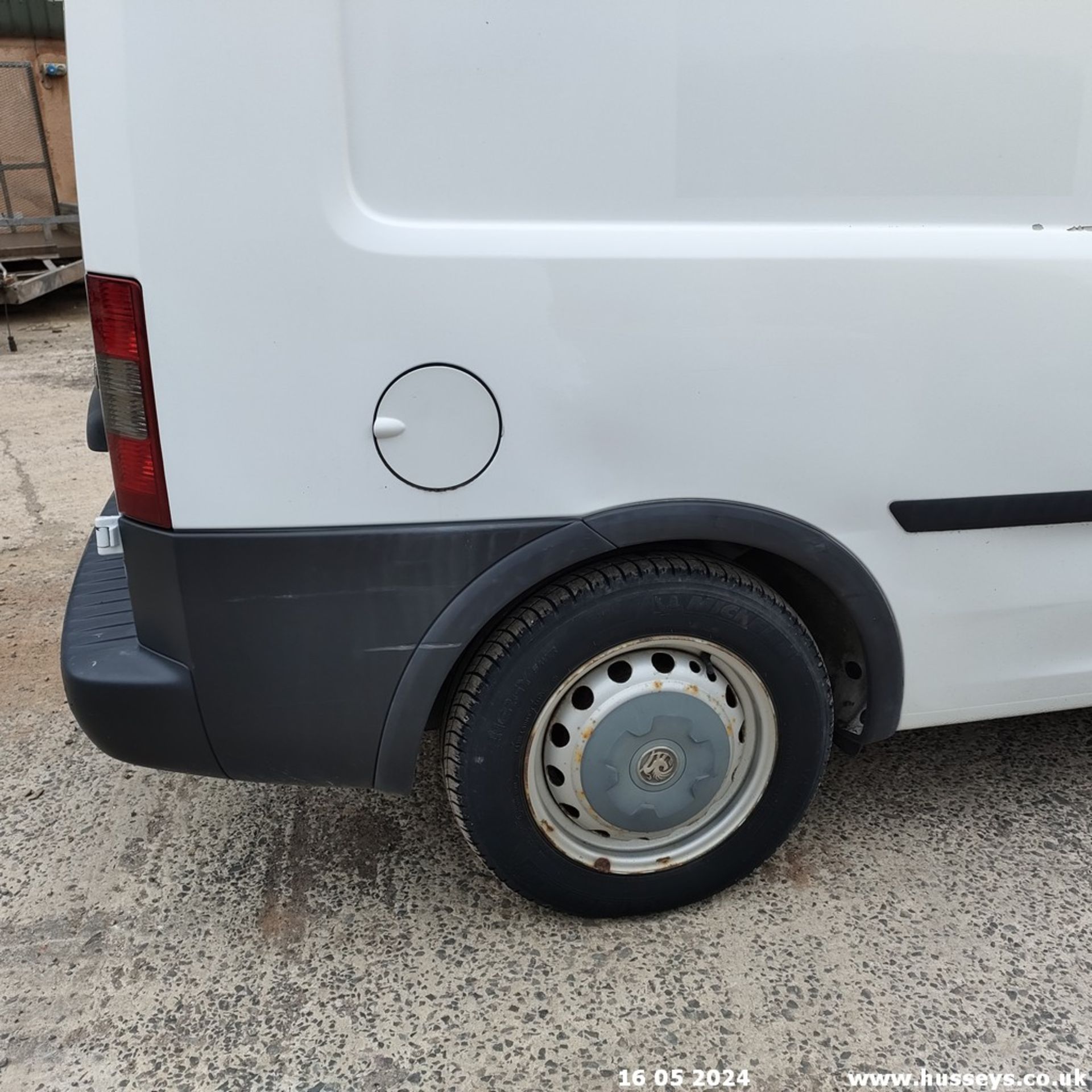 08/58 VAUXHALL COMBO 1700 CDTI - 1248cc Van (White, 47k) - Image 38 of 59