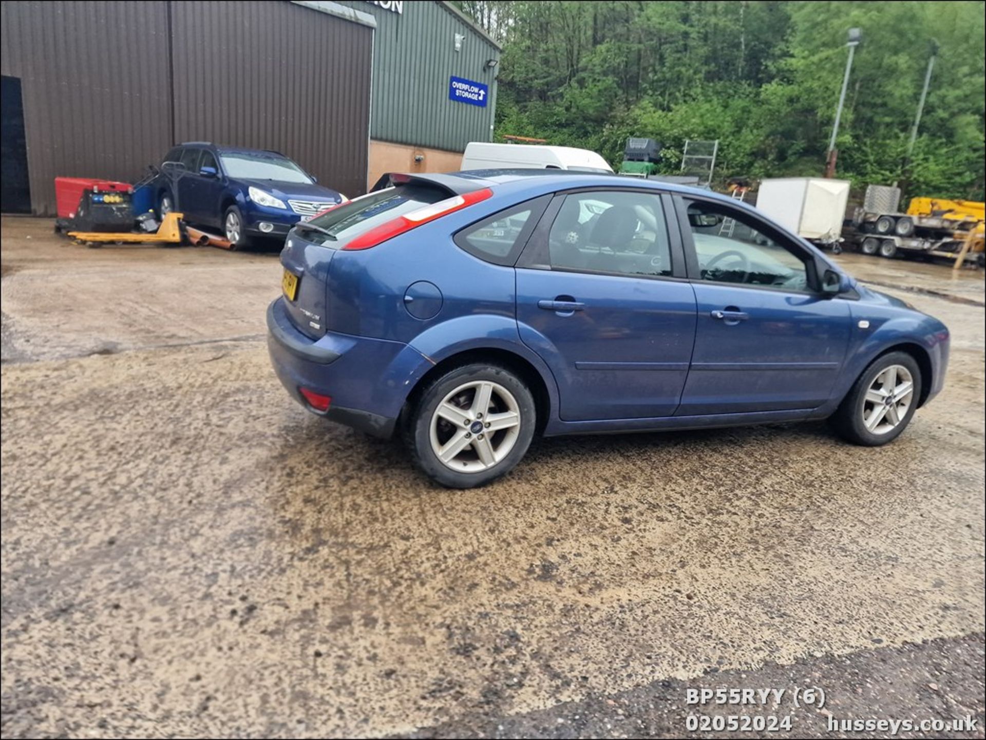 06/55 FORD FOCUS TITANIUM TDCI - 1997cc 5dr Hatchback (Blue, 221k) - Image 7 of 46