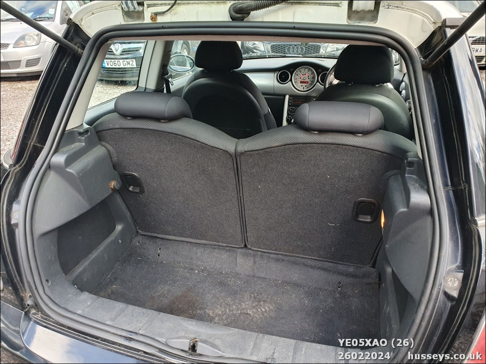 05/05 MINI MINI COOPER - 1598cc 3dr Hatchback (Black, 141k) - Bild 27 aus 31