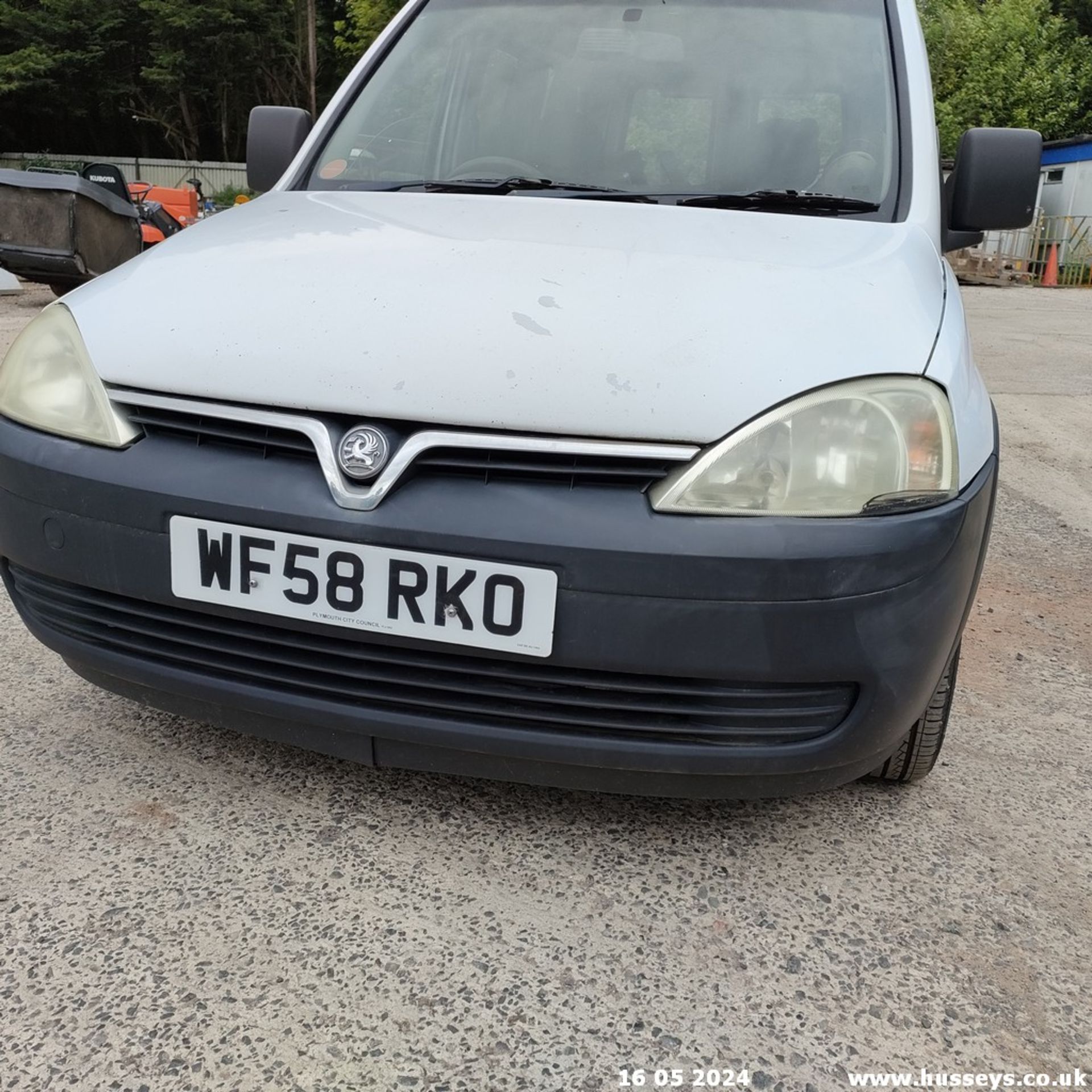 08/58 VAUXHALL COMBO CDTI SWB - 1248cc Van (White, 71k) - Image 12 of 62