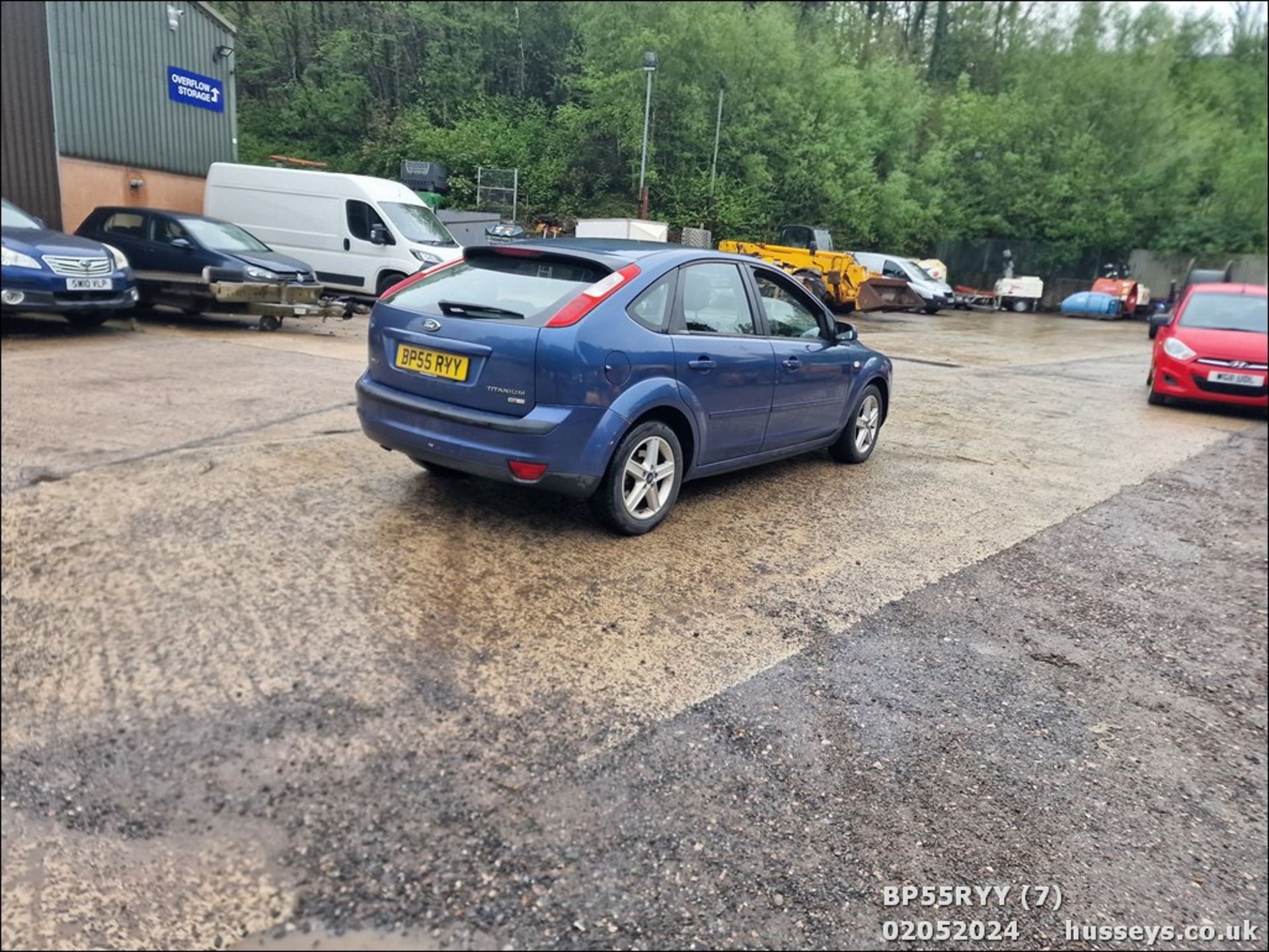 06/55 FORD FOCUS TITANIUM TDCI - 1997cc 5dr Hatchback (Blue, 221k) - Image 8 of 46