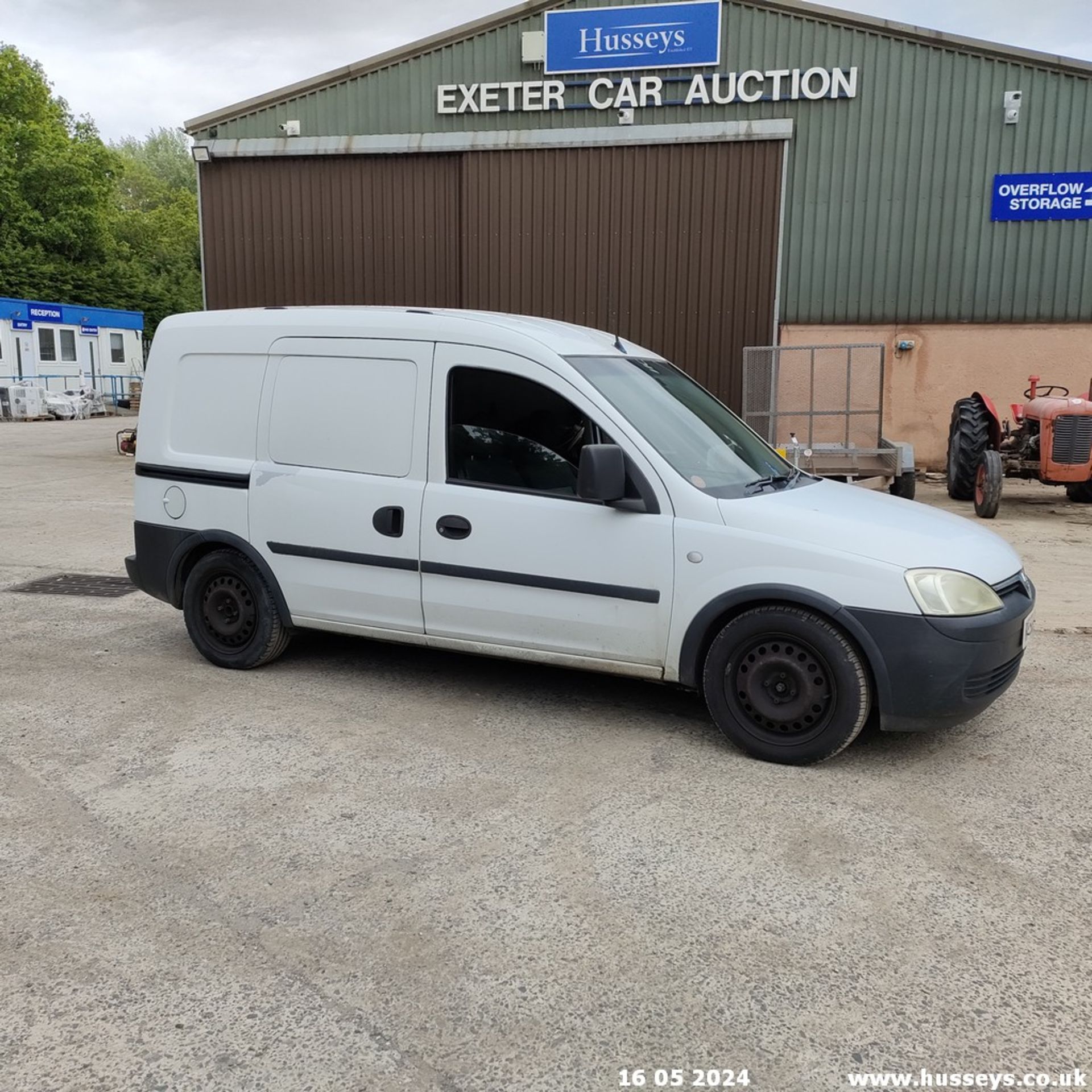 08/58 VAUXHALL COMBO CDTI SWB - 1248cc Van (White, 71k) - Image 37 of 62