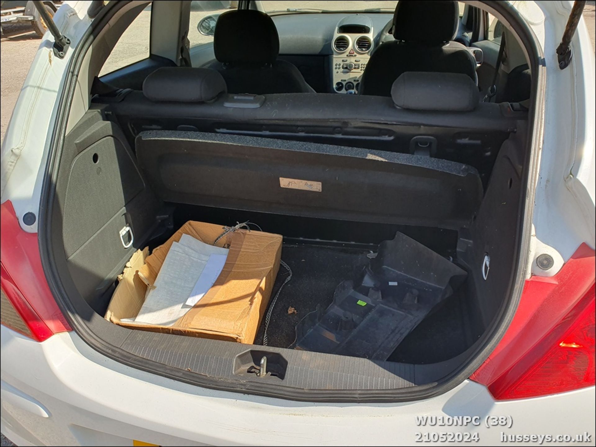 10/10 VAUXHALL CORSA S CDTI 73 ECOFLEX - 1248cc 3dr Hatchback (White, 60k) - Image 39 of 50