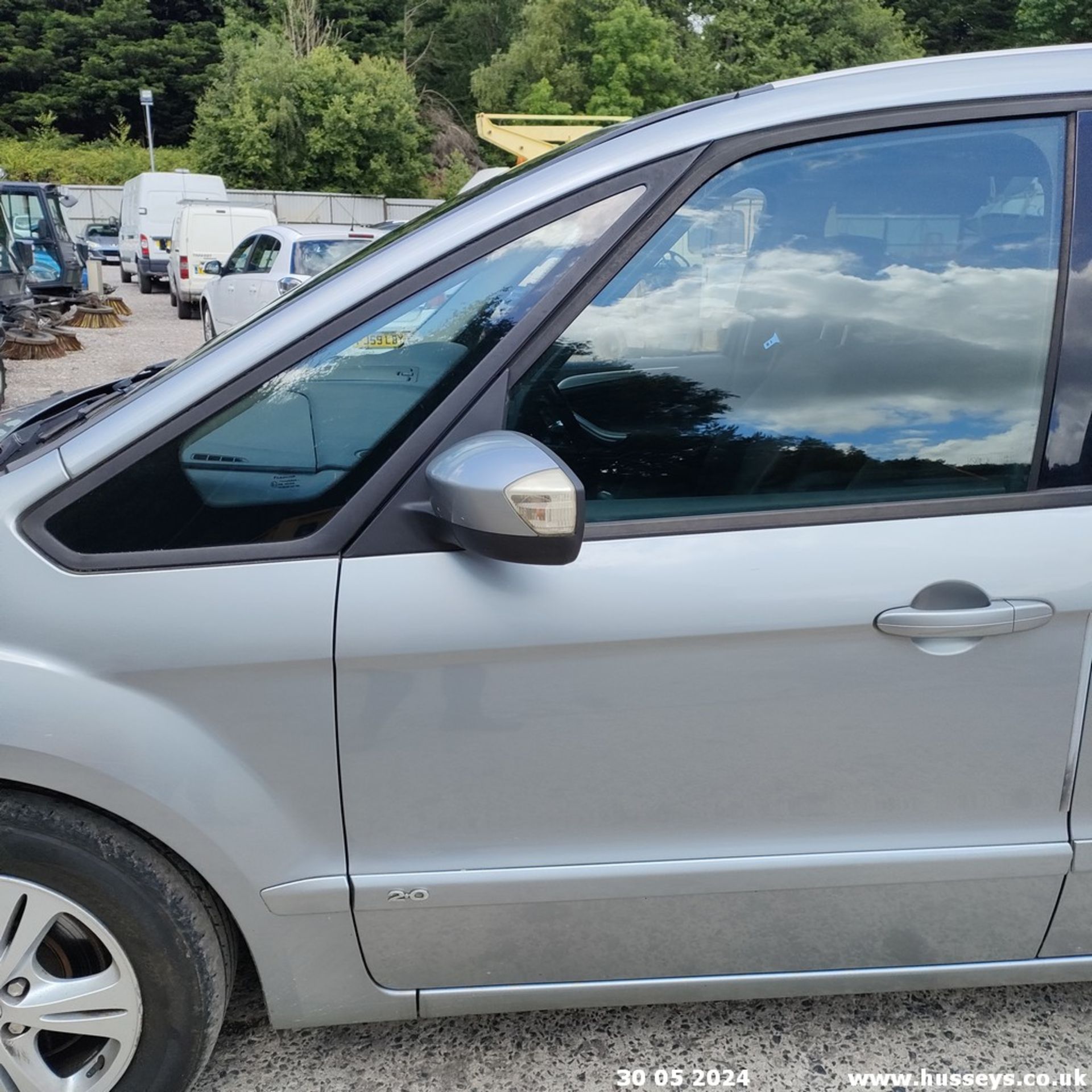 09/59 FORD GALAXY ZETEC TDCI - 1997cc 5dr MPV (Silver, 101k) - Image 25 of 63