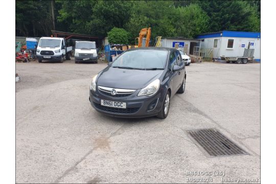 11/61 VAUXHALL CORSA SXI AC - 1229cc 5dr Hatchback (Grey) - Image 26 of 53