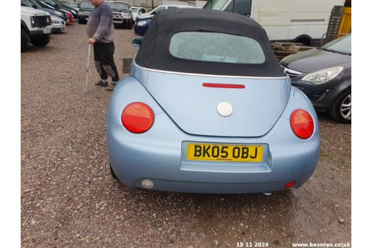 05/05 VOLKSWAGEN BEETLE CABRIOLET - 1596cc 2dr Convertible (Blue, 110k) - Image 12 of 22