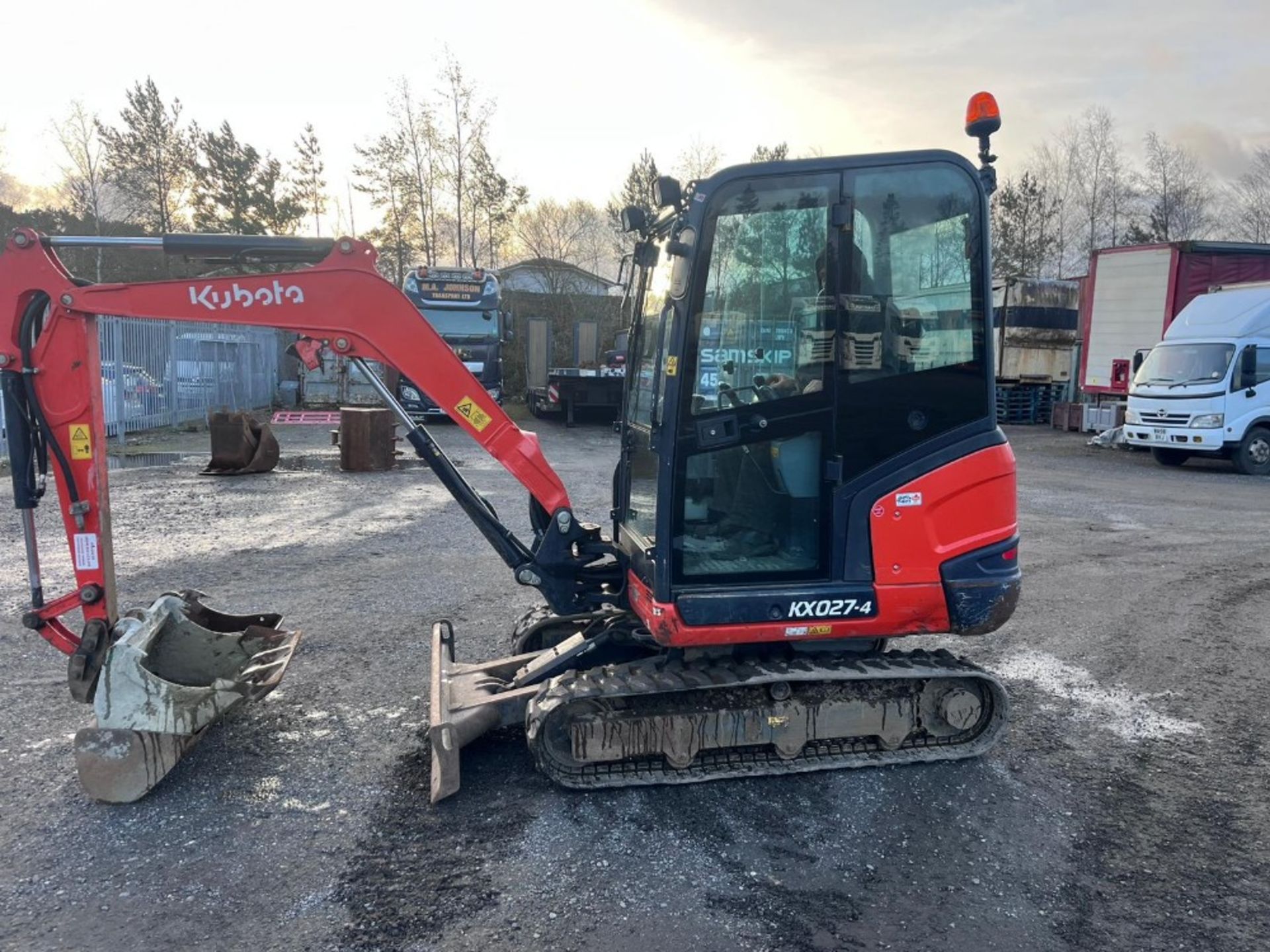 KUBOTA KX027-4 DIGGER 2017 3140HRS C.W 3 BUCKETS RED & BLACK KEYS QH RTD